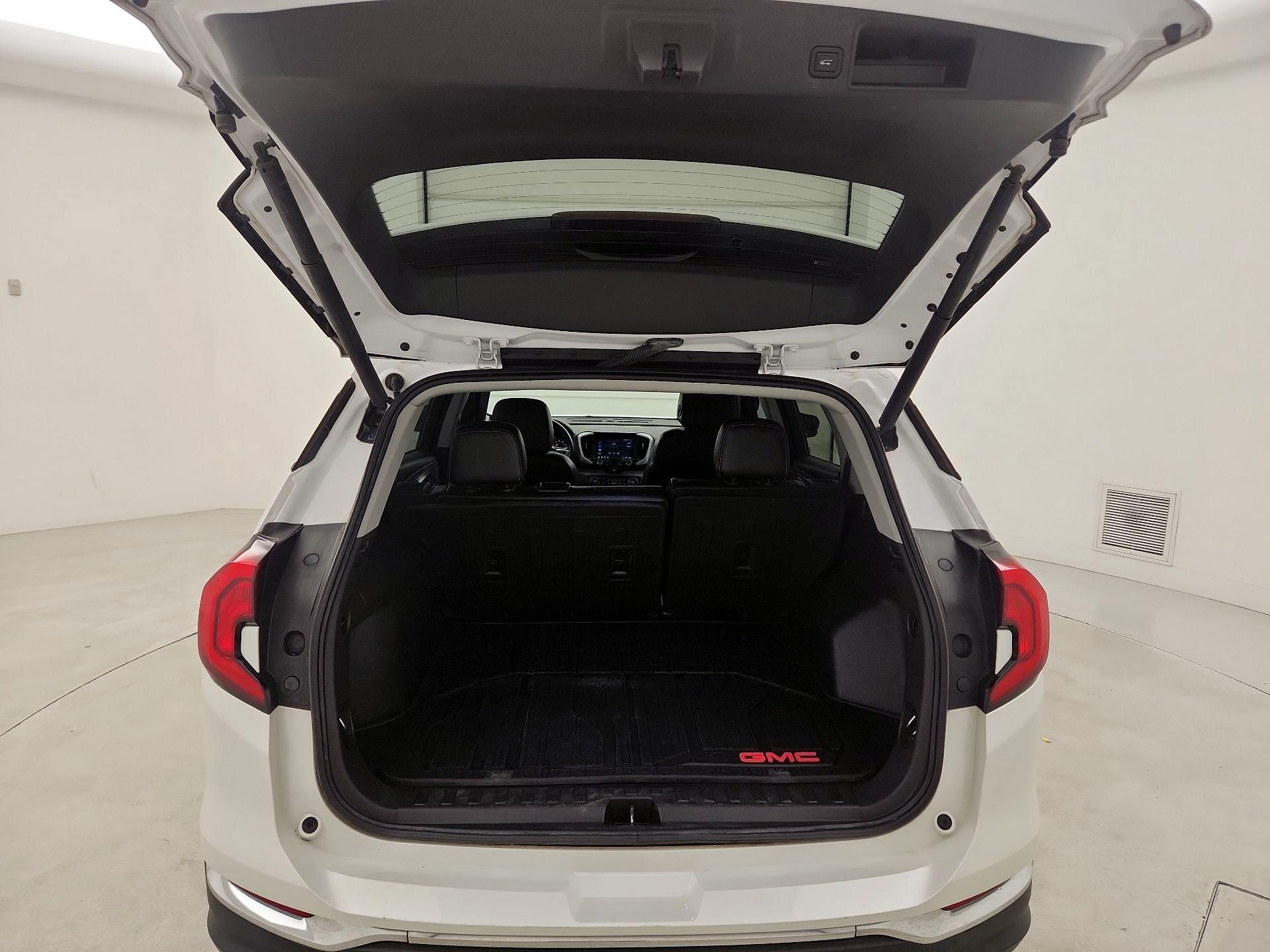 Thumbnail: 2021 GMC Terrain - 20