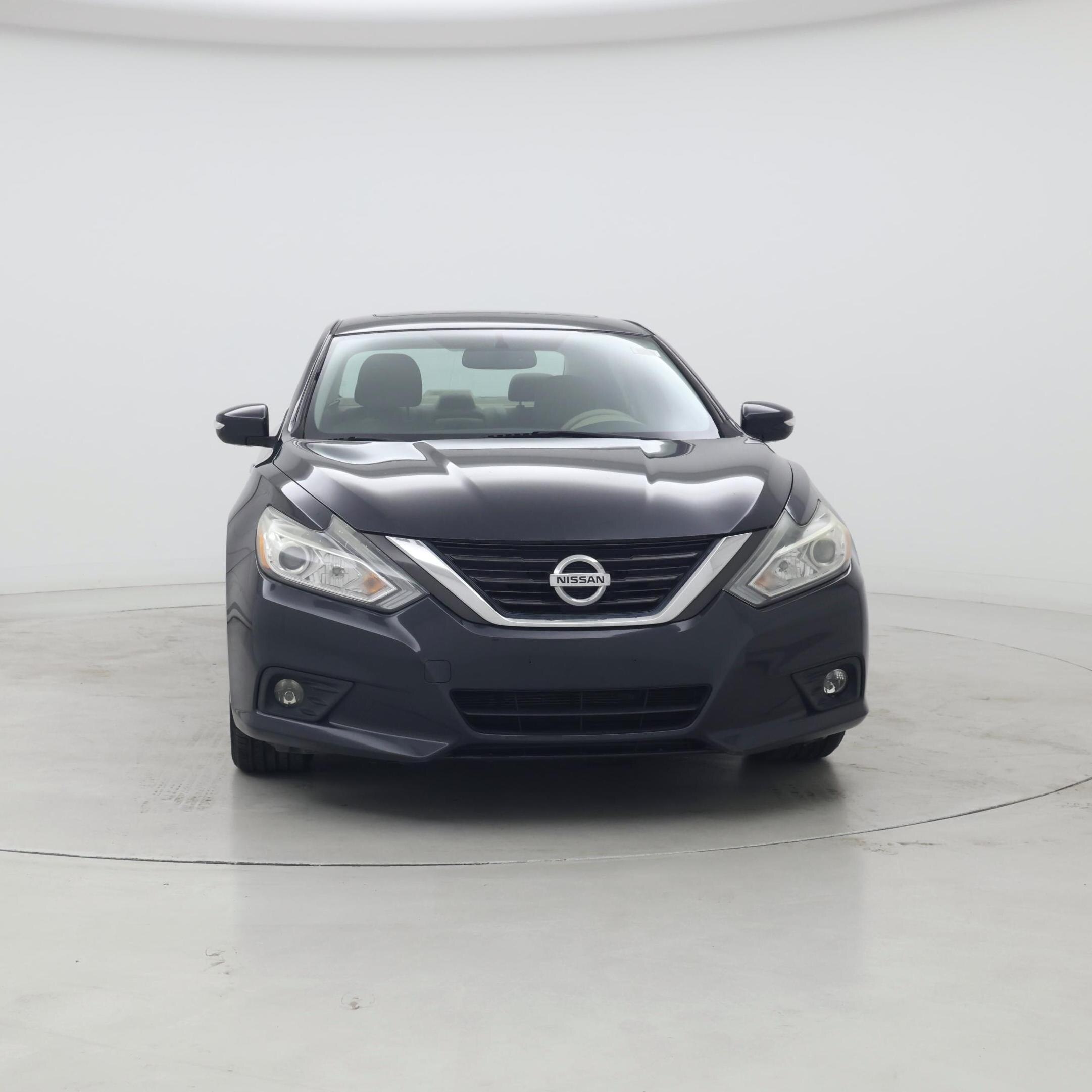 Thumbnail: 2016 Nissan Altima - 5