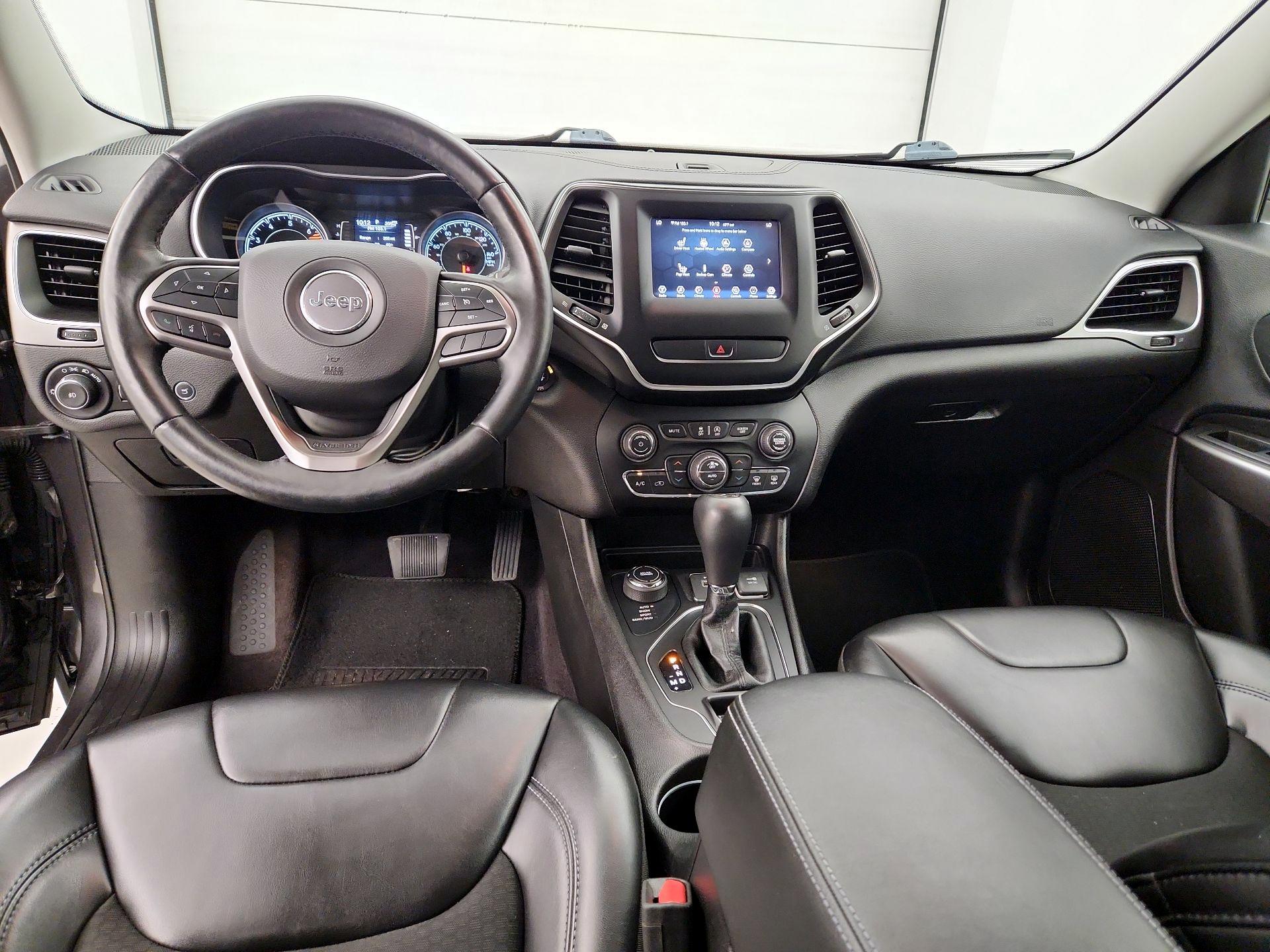 Thumbnail: 2019 Jeep Cherokee - 9