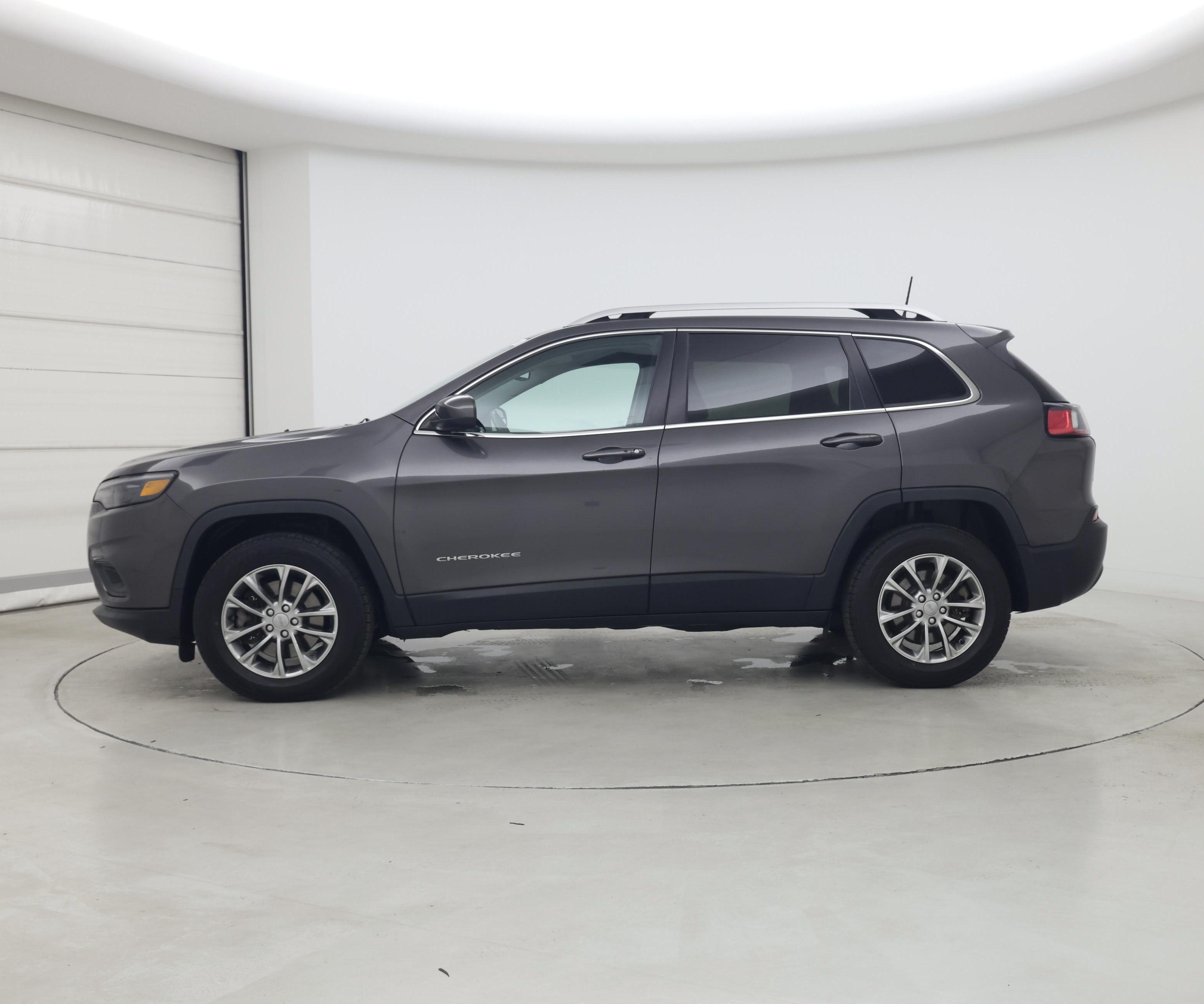Thumbnail: 2019 Jeep Cherokee - 3