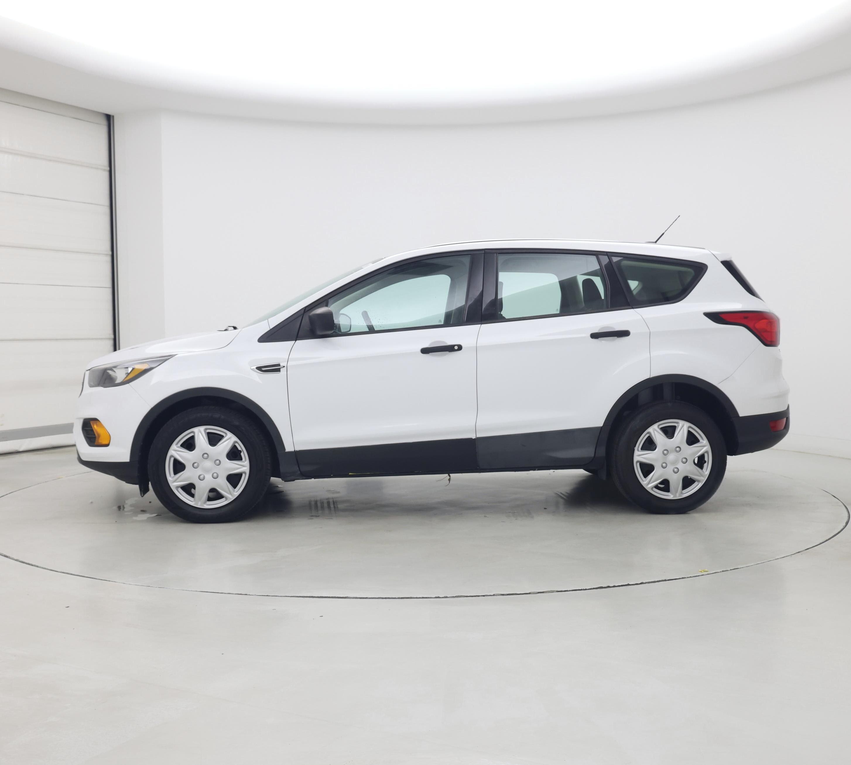 Thumbnail: 2019 Ford Escape - 3