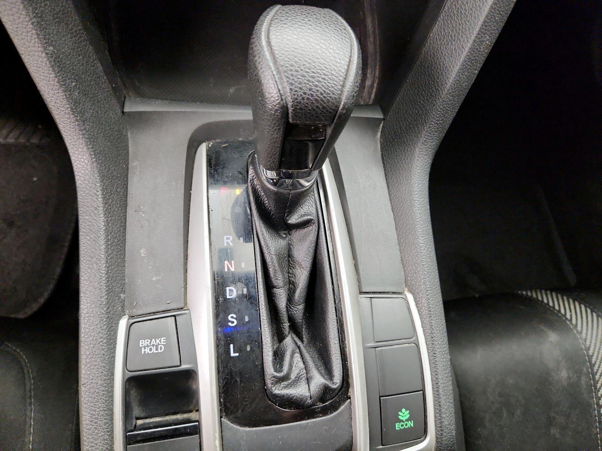 Thumbnail: 2017 Honda Civic - 17