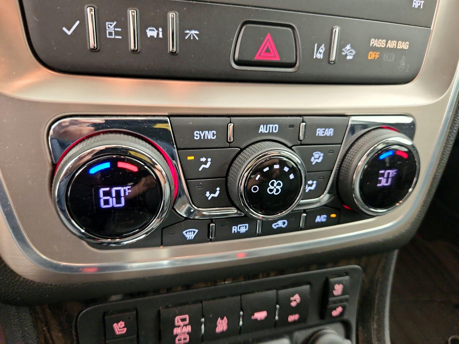 Thumbnail: 2015 GMC Acadia - 17