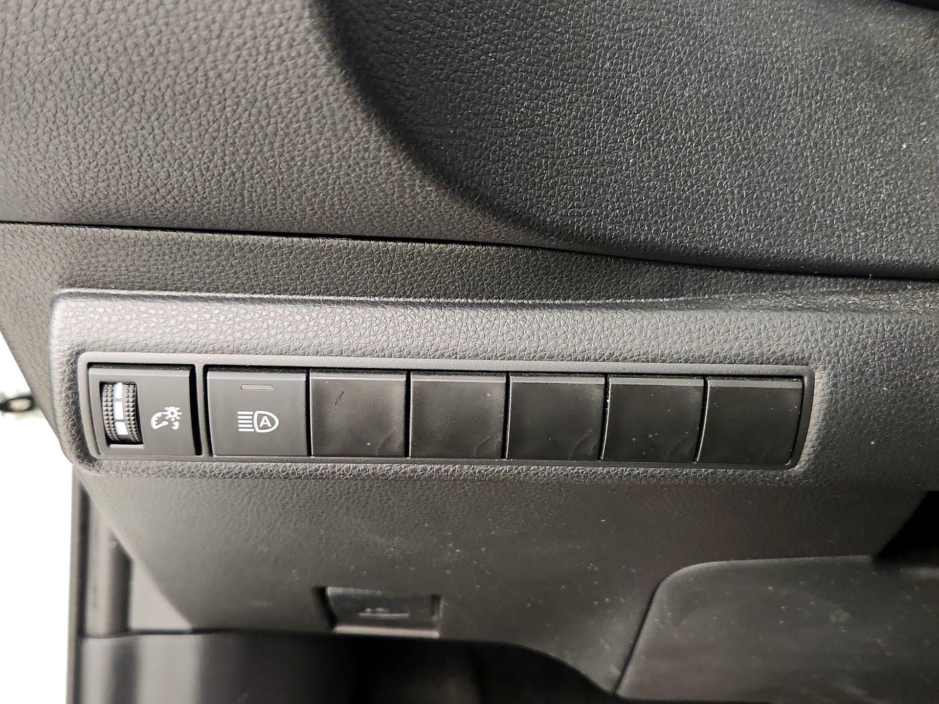 Thumbnail: 2024 Toyota Corolla - 13