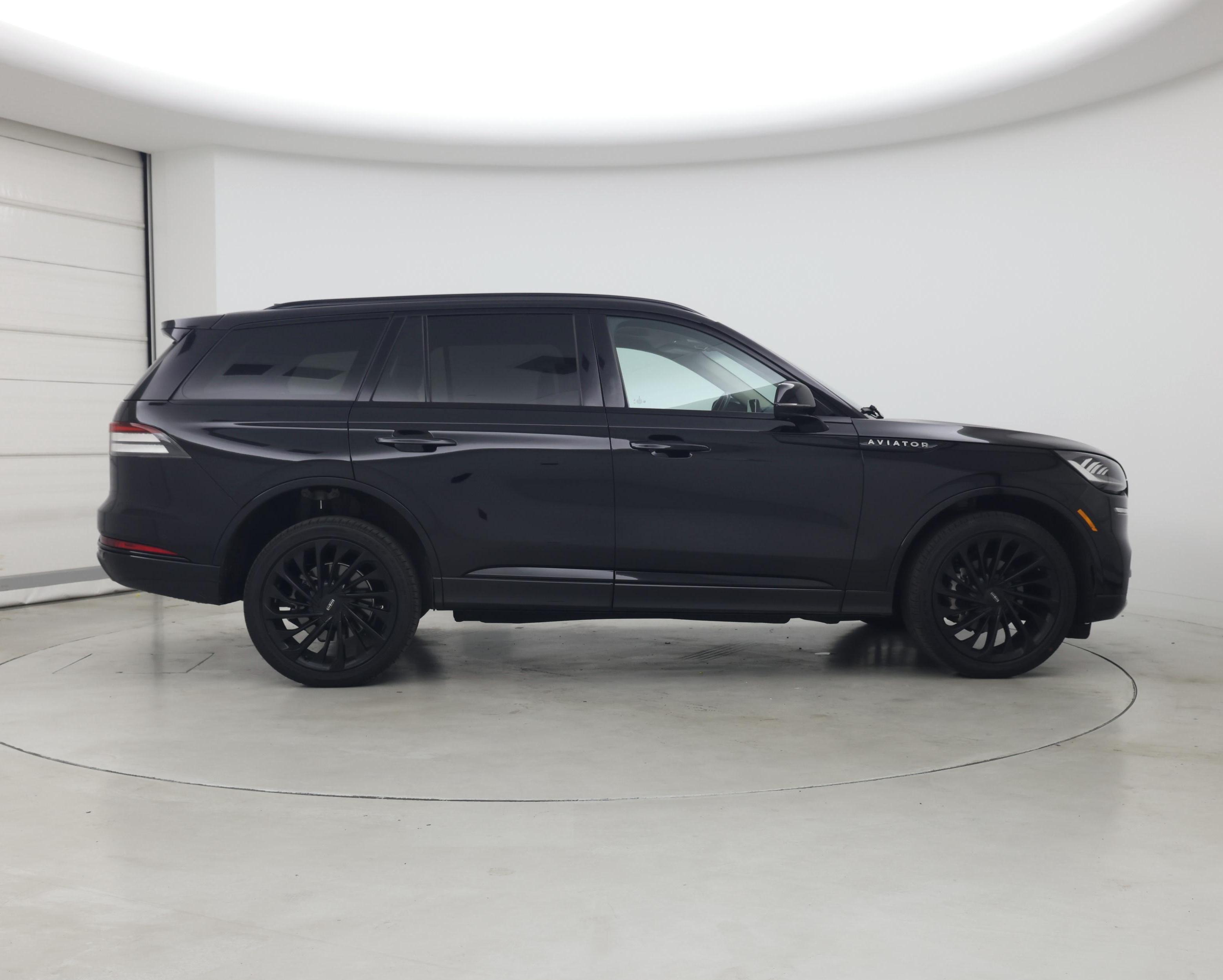 Thumbnail: 2022 Lincoln Aviator - 7