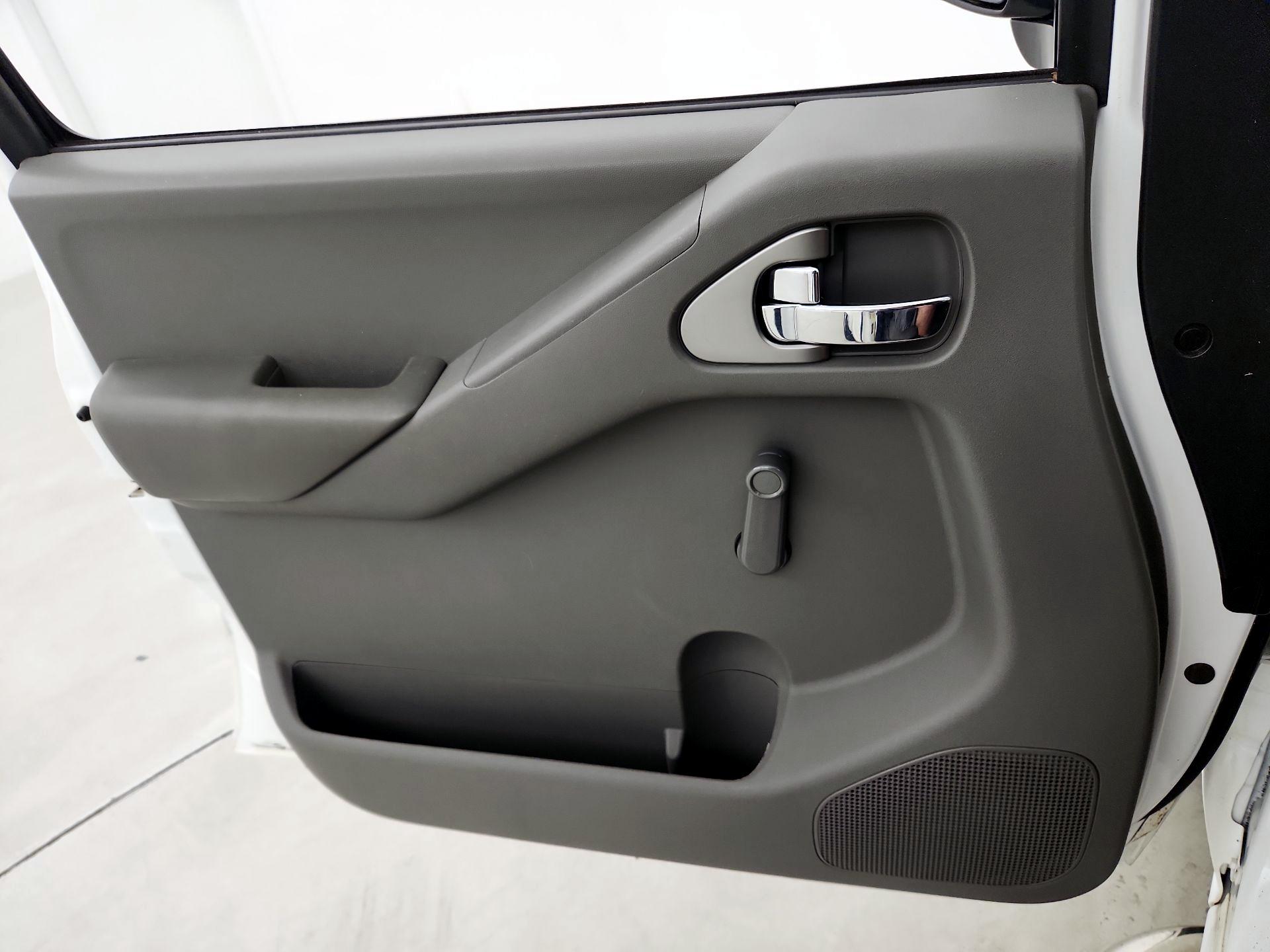 Thumbnail: 2014 Nissan Frontier - 12