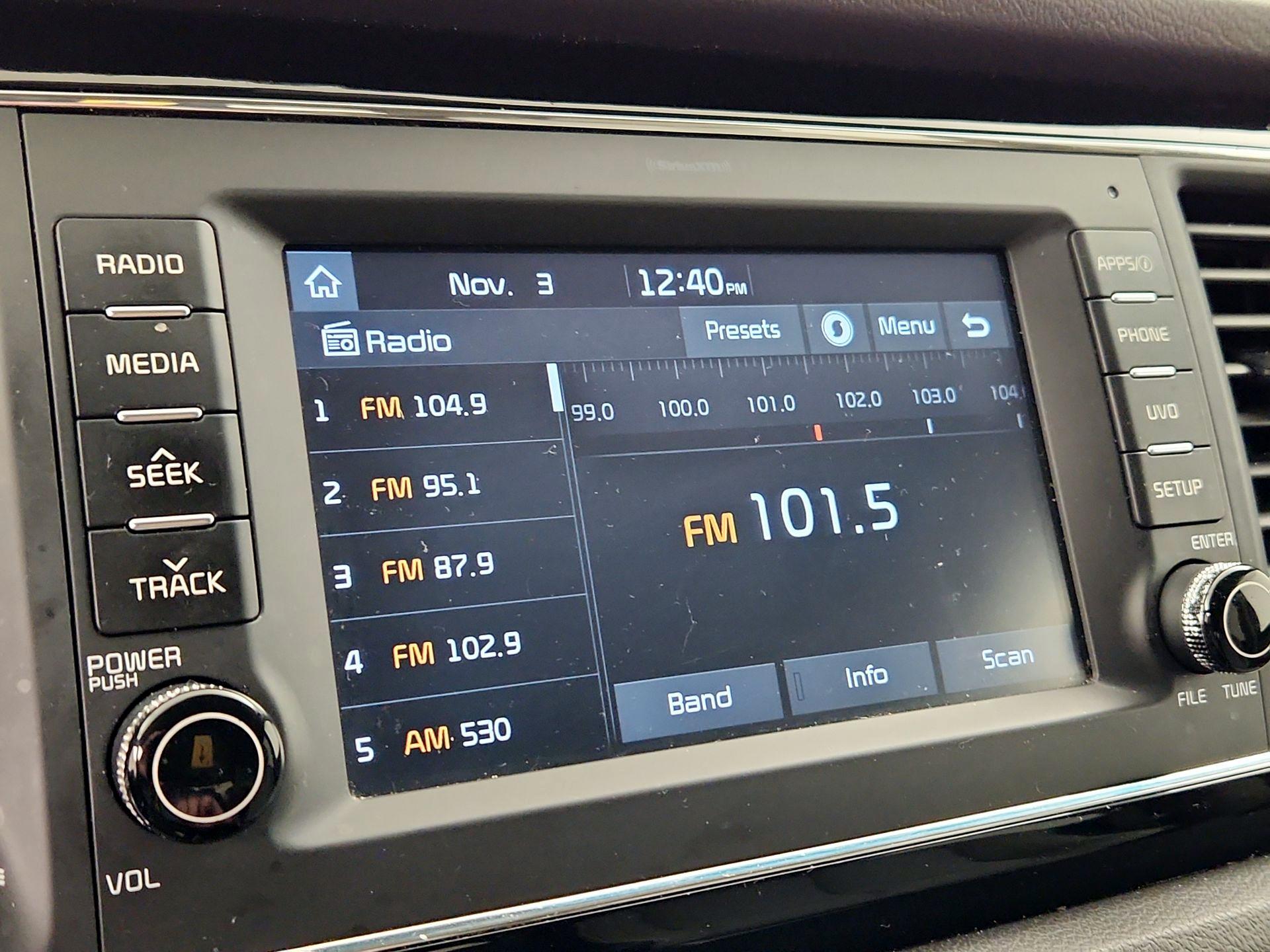 Thumbnail: 2018 Kia Sedona - 15