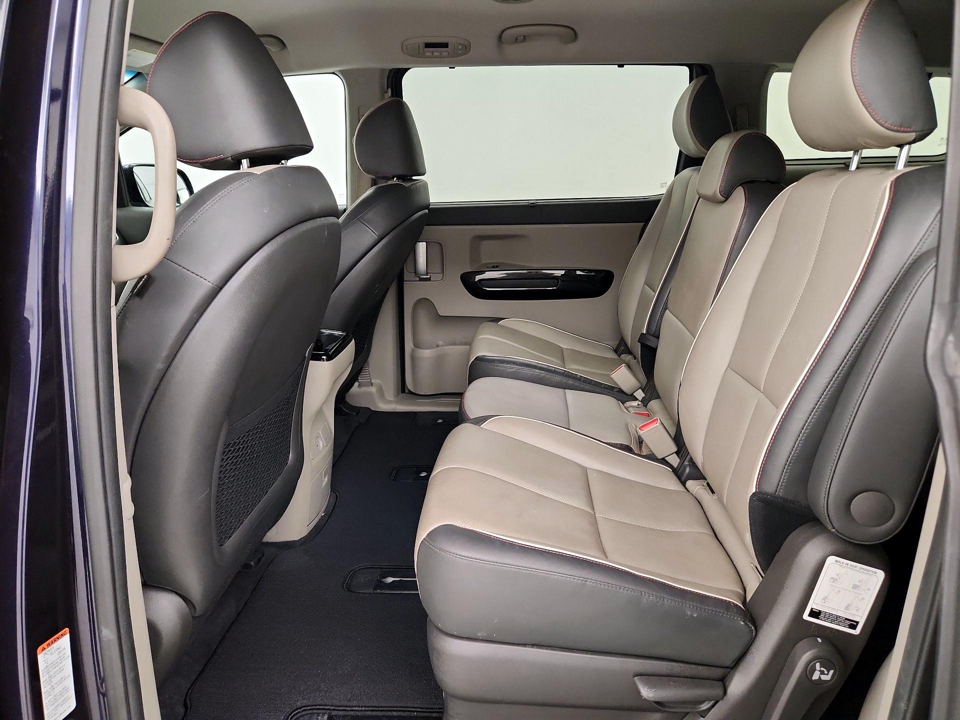 Thumbnail: 2018 Kia Sedona - 19