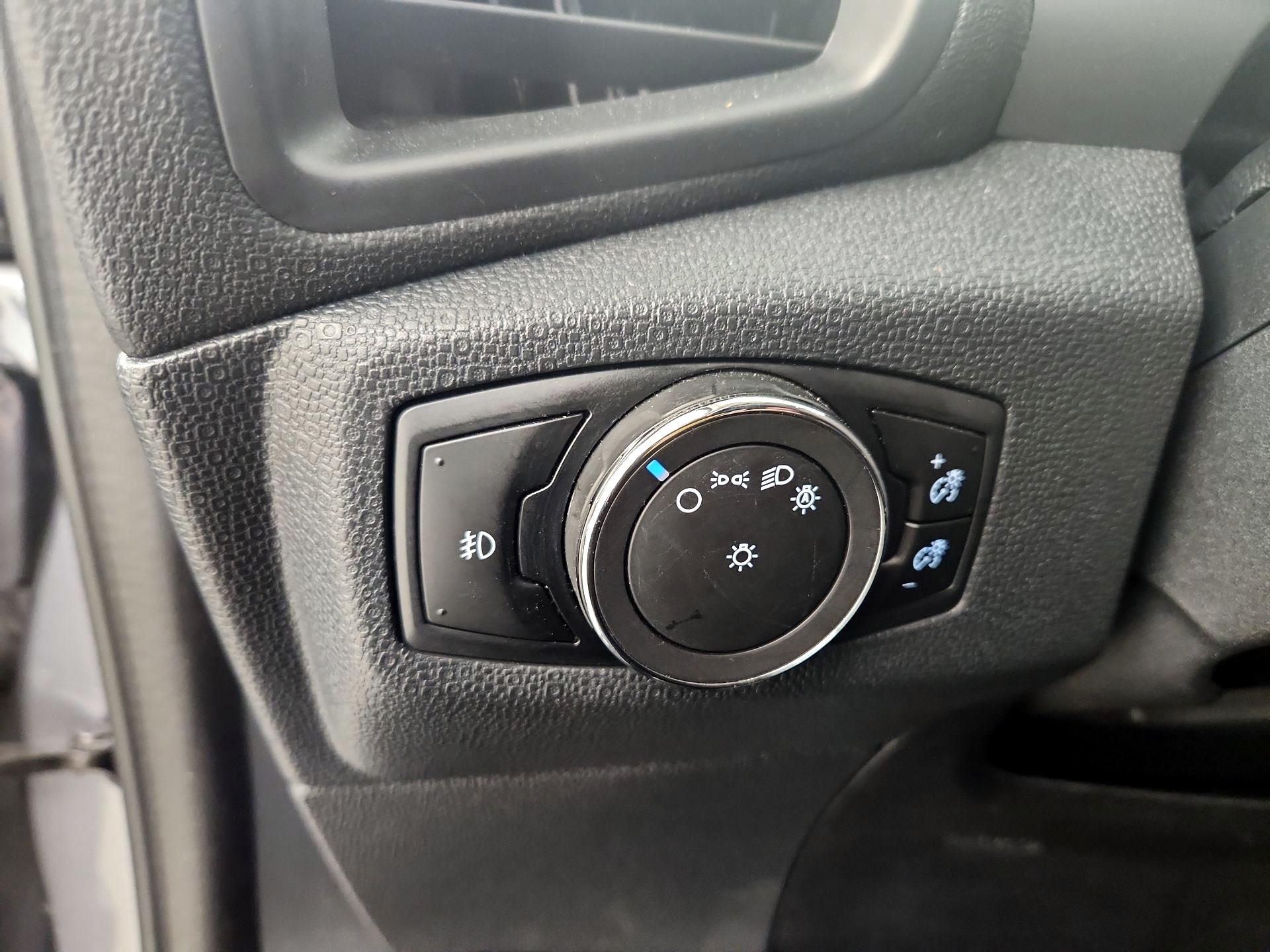 Thumbnail: 2018 Ford EcoSport - 13