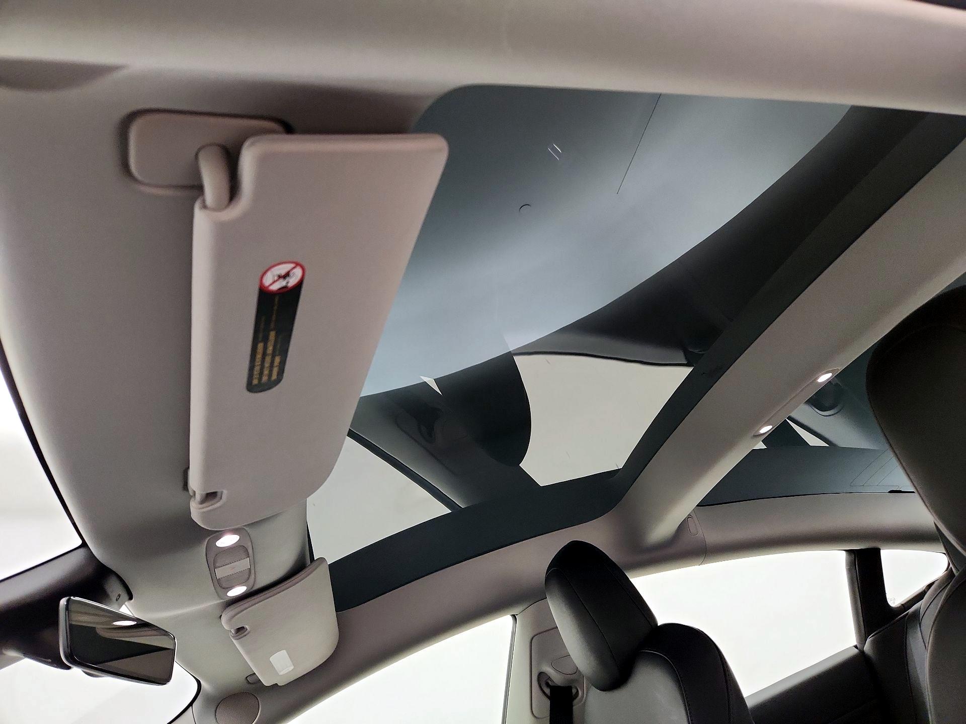 Thumbnail: 2022 Tesla Model 3 - 18