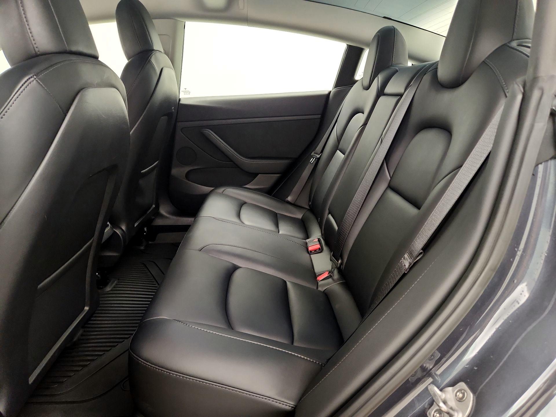 Thumbnail: 2022 Tesla Model 3 - 19