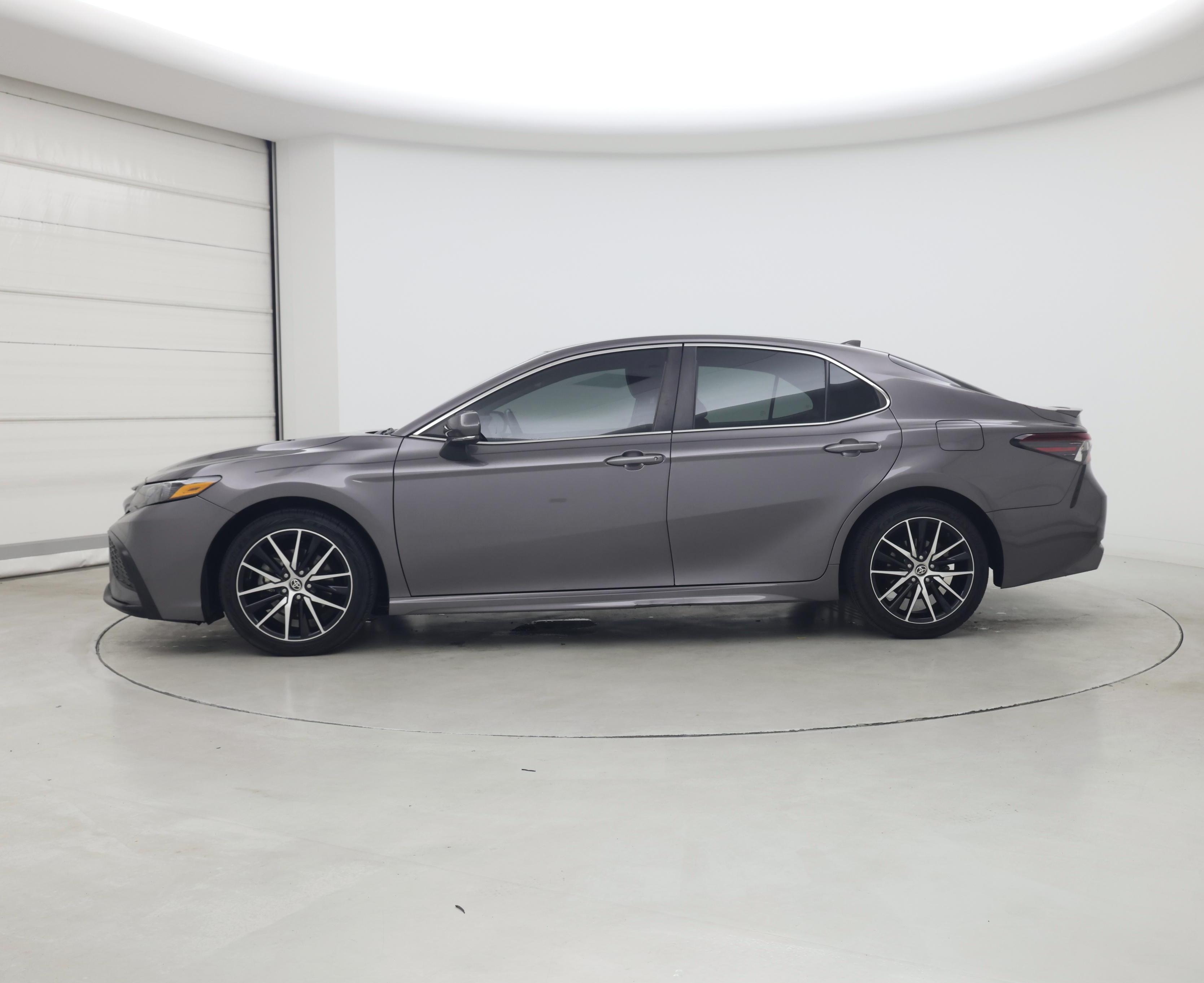 Thumbnail: 2023 Toyota Camry - 3