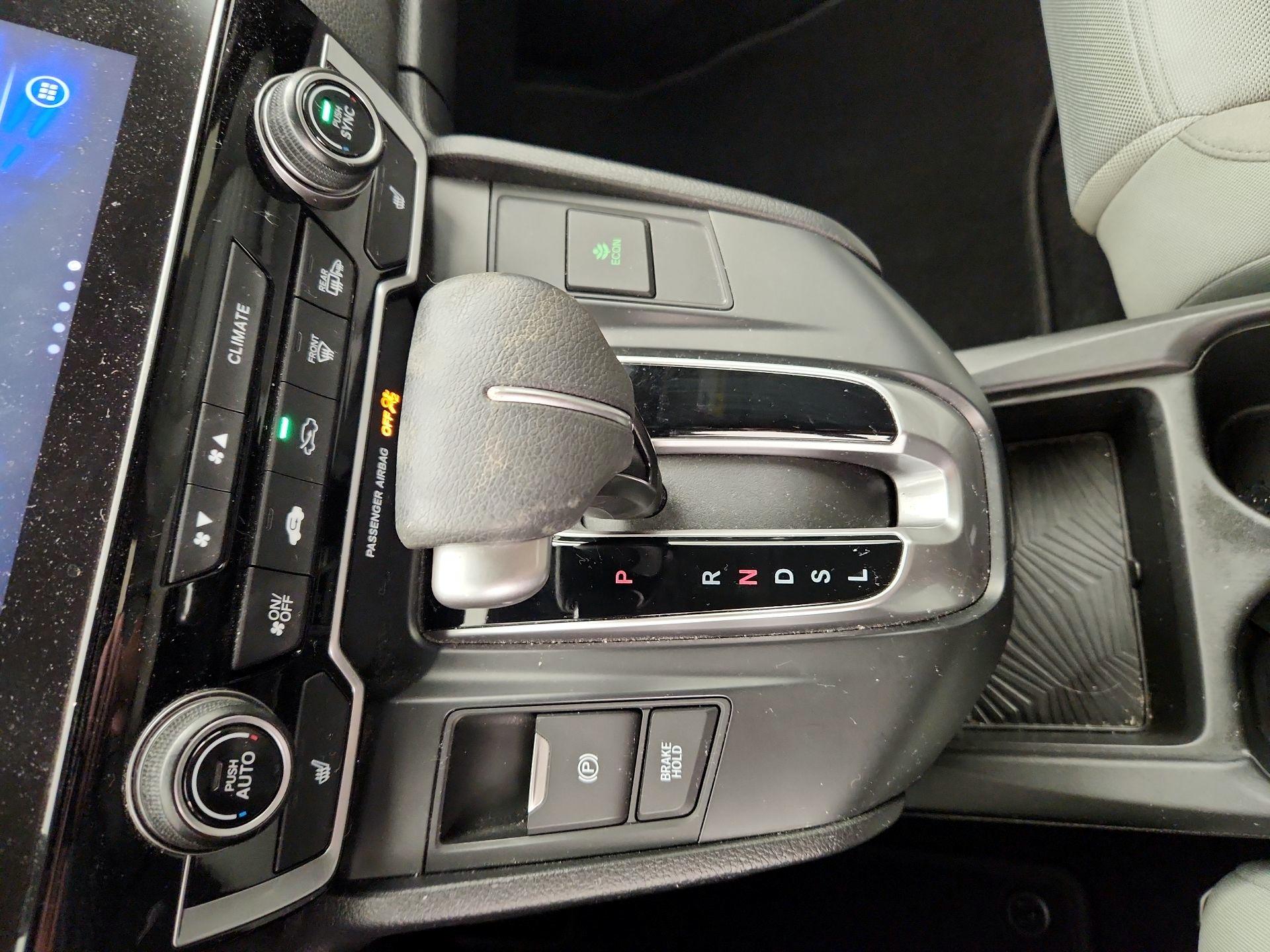Thumbnail: 2019 Honda CR-V - 17