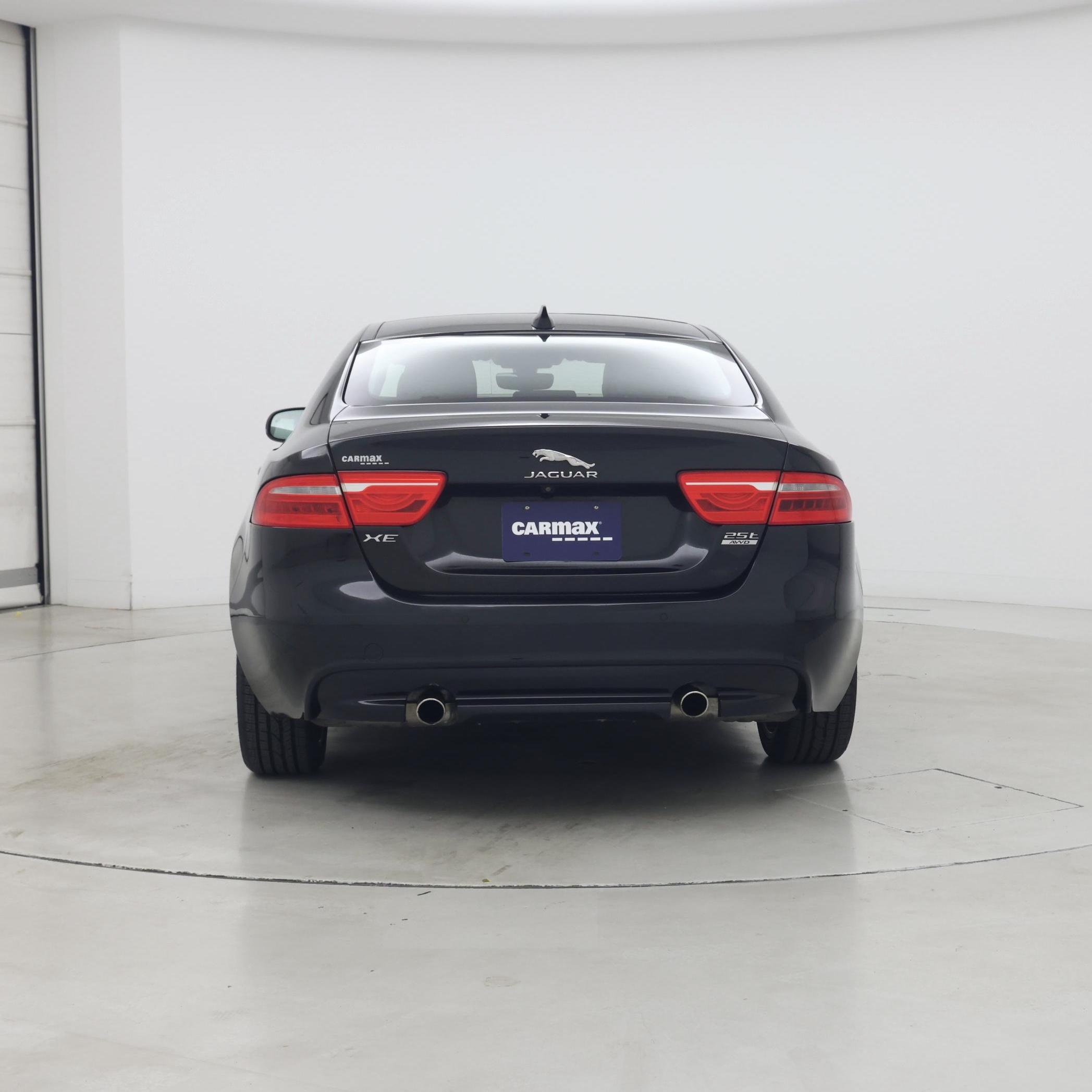Thumbnail: 2019 Jaguar XE - 6