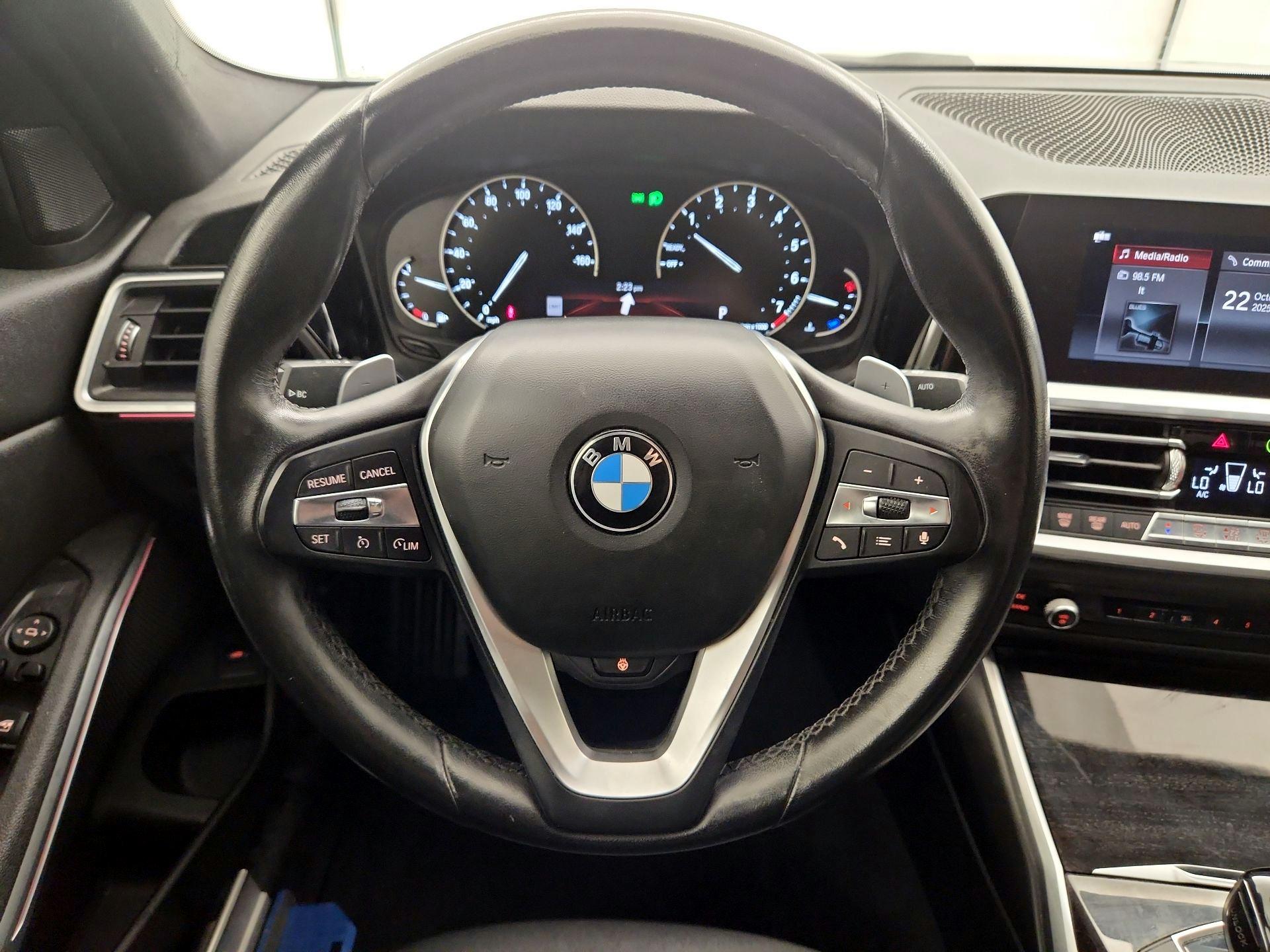 Thumbnail: 2020 BMW 3 Series - 10