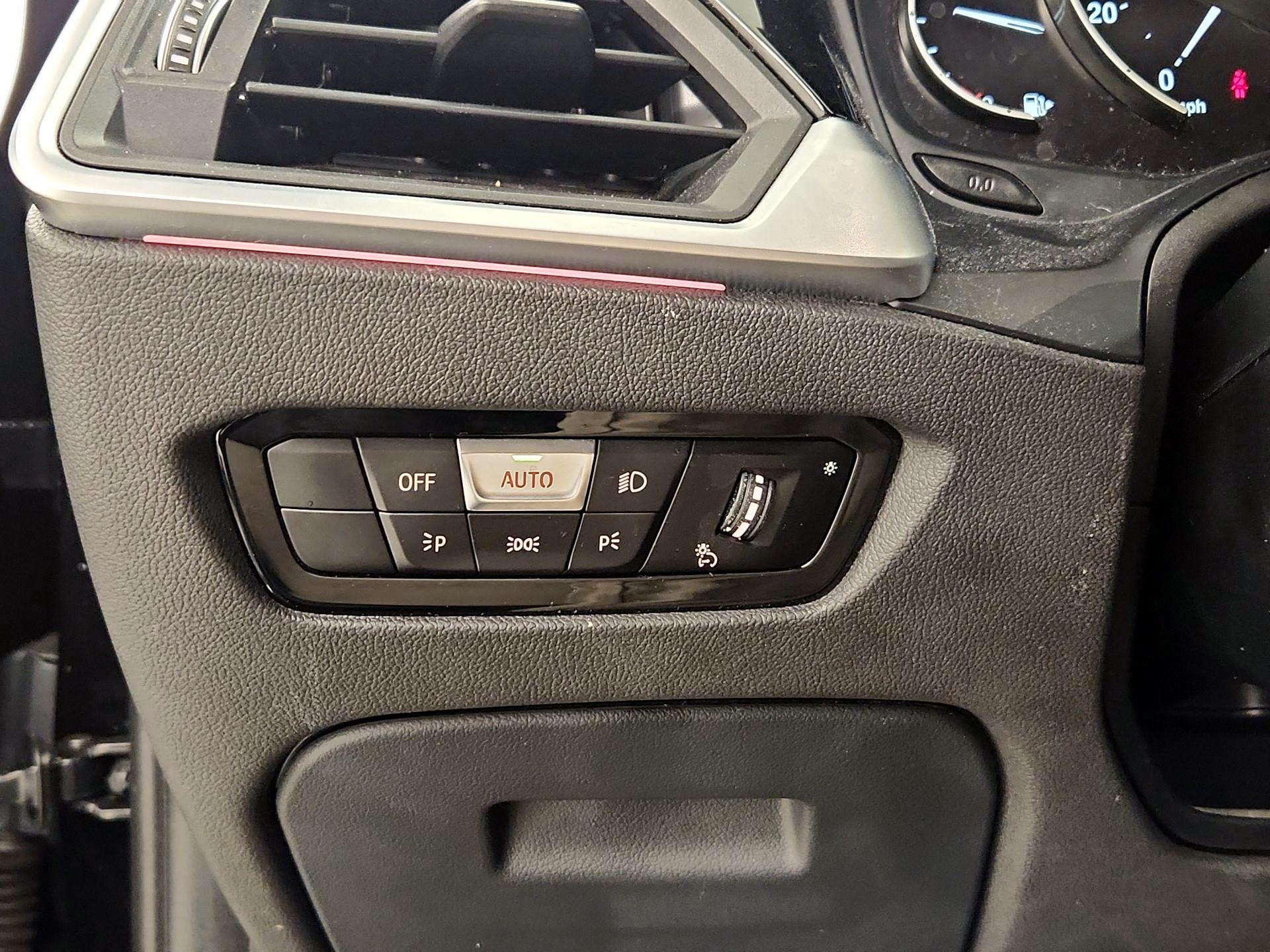 Thumbnail: 2020 BMW 3 Series - 13