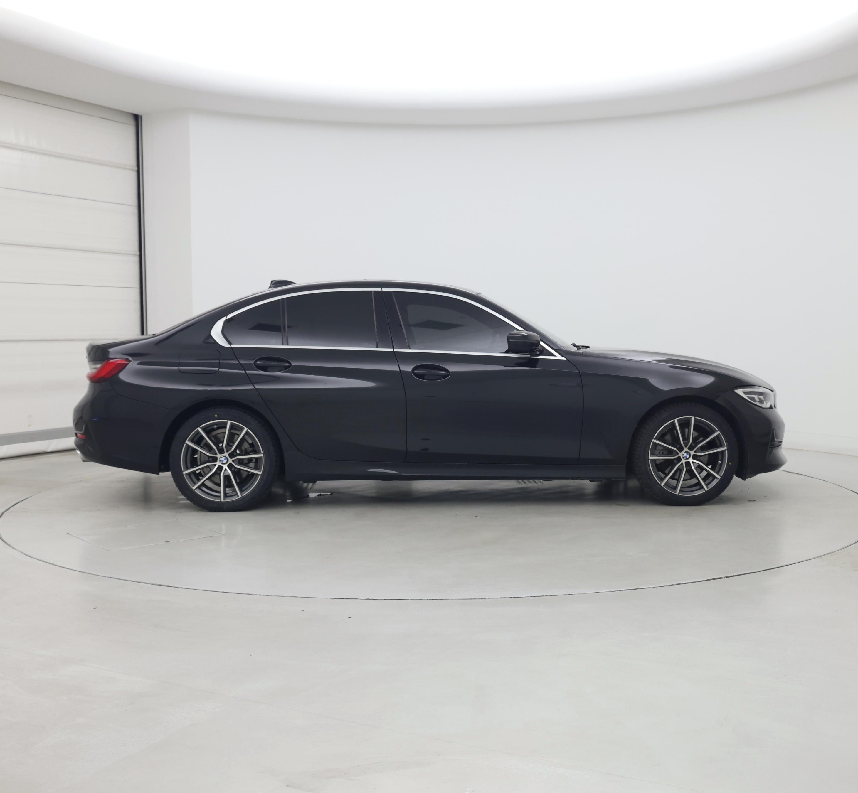 Thumbnail: 2020 BMW 3 Series - 7