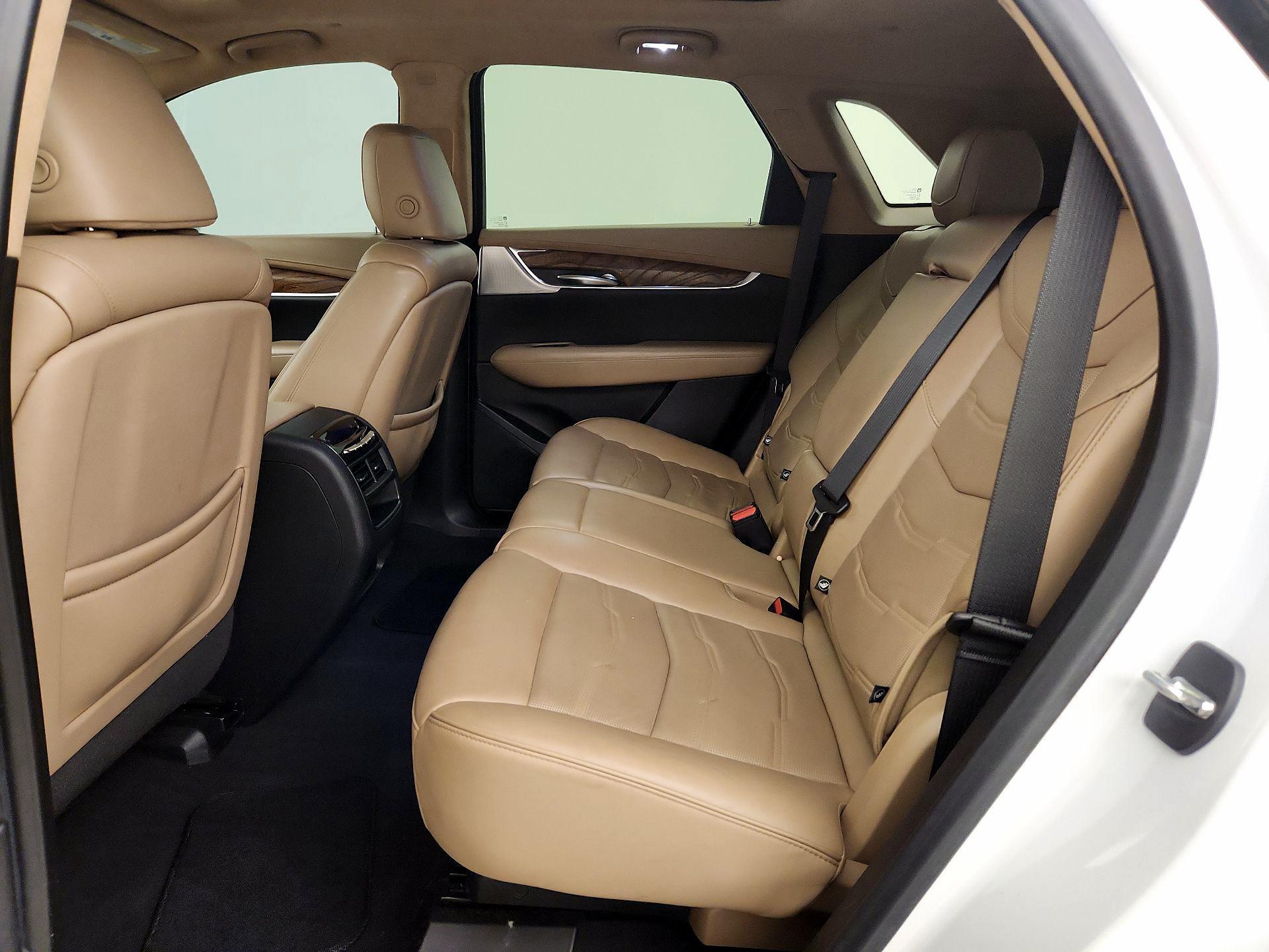 Thumbnail: 2020 Cadillac XT5 - 20