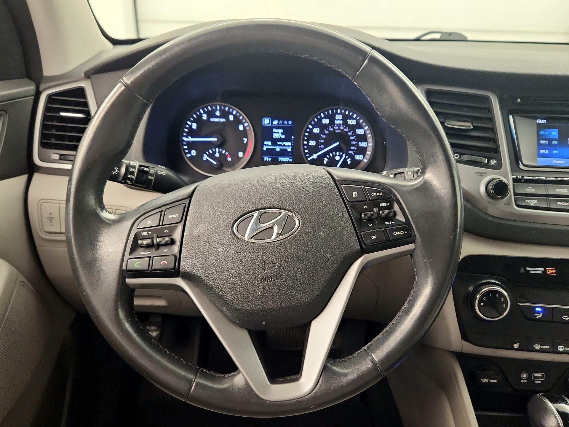 Thumbnail: 2017 Hyundai Tucson - 10