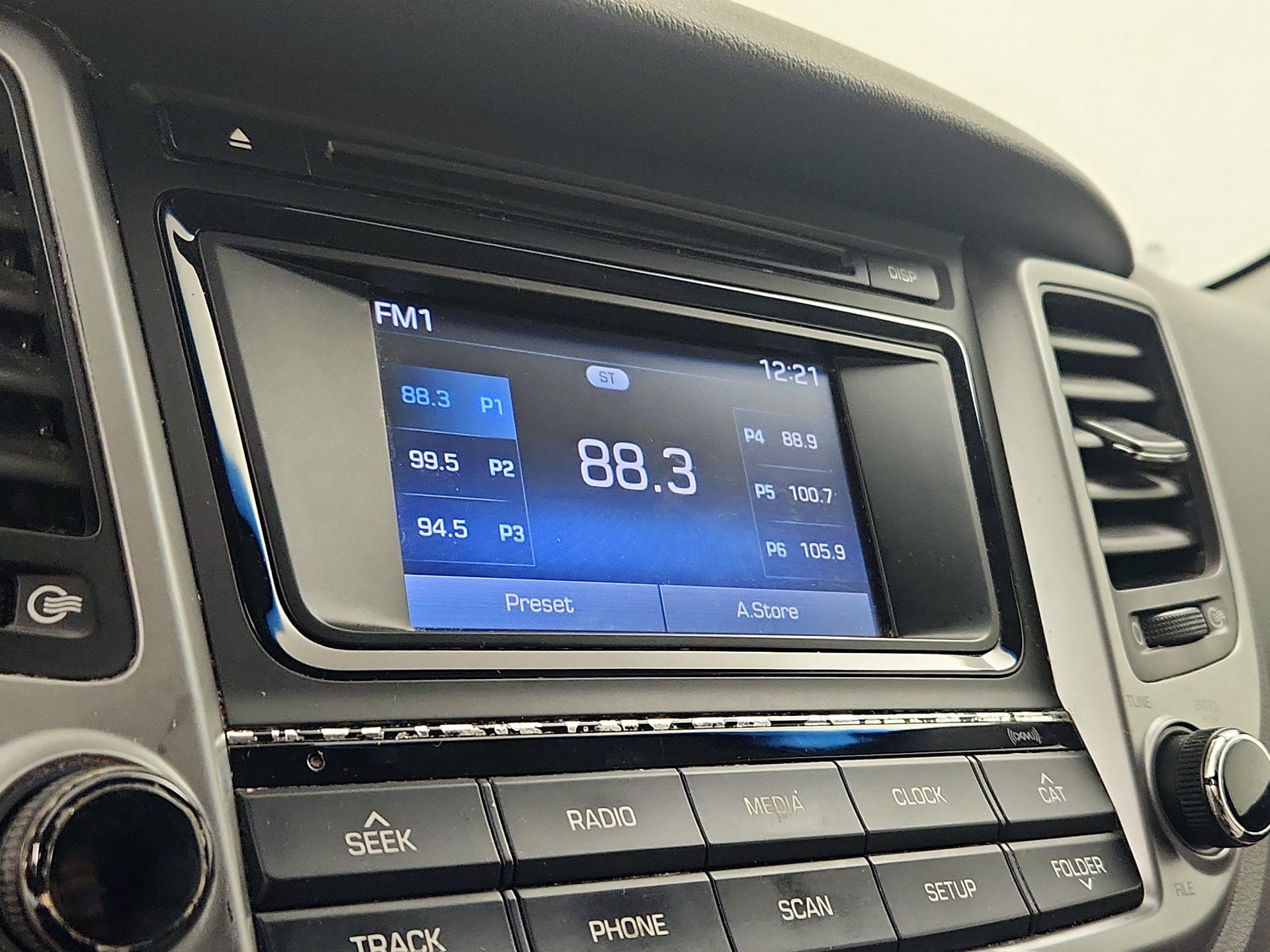 Thumbnail: 2017 Hyundai Tucson - 15