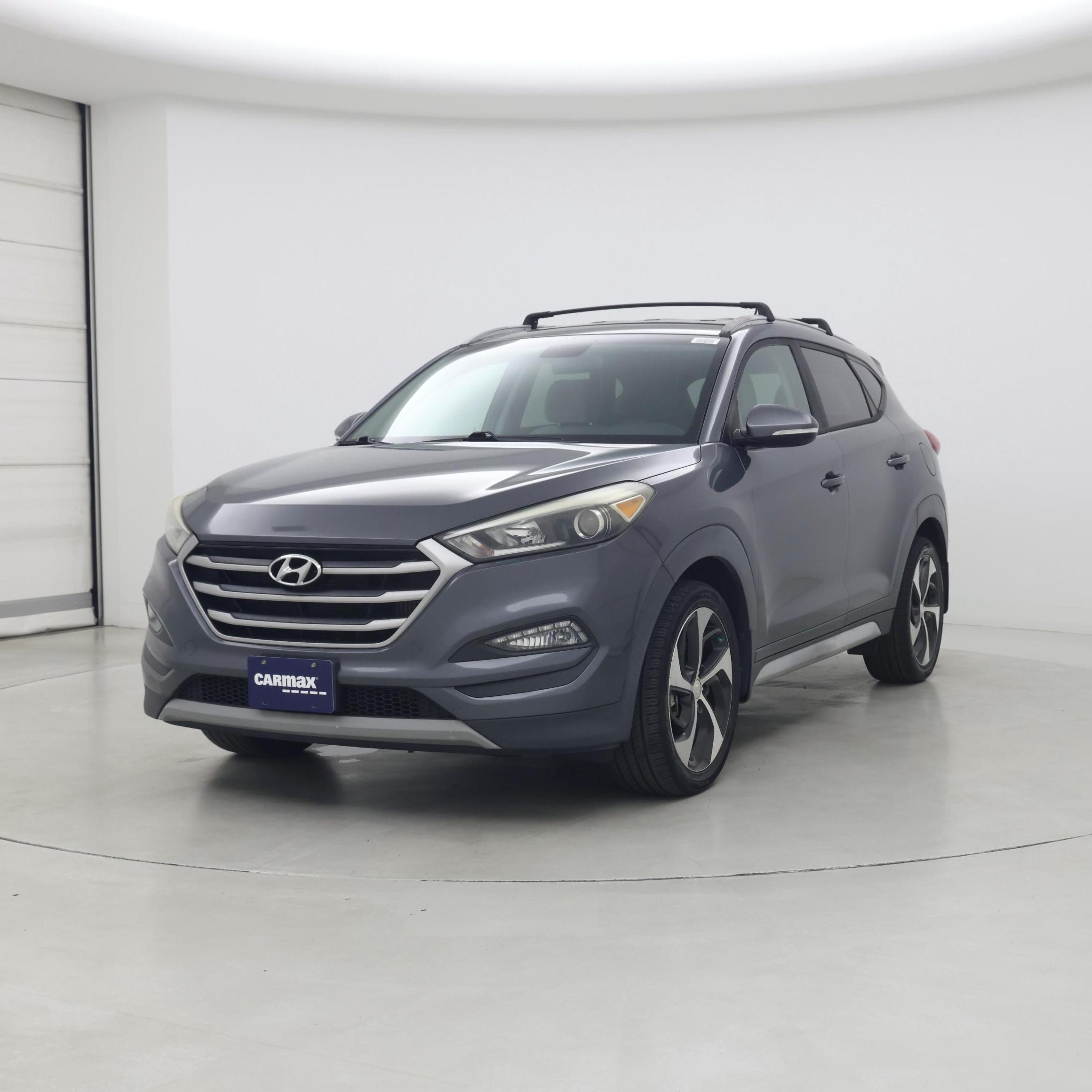 Thumbnail: 2017 Hyundai Tucson - 4
