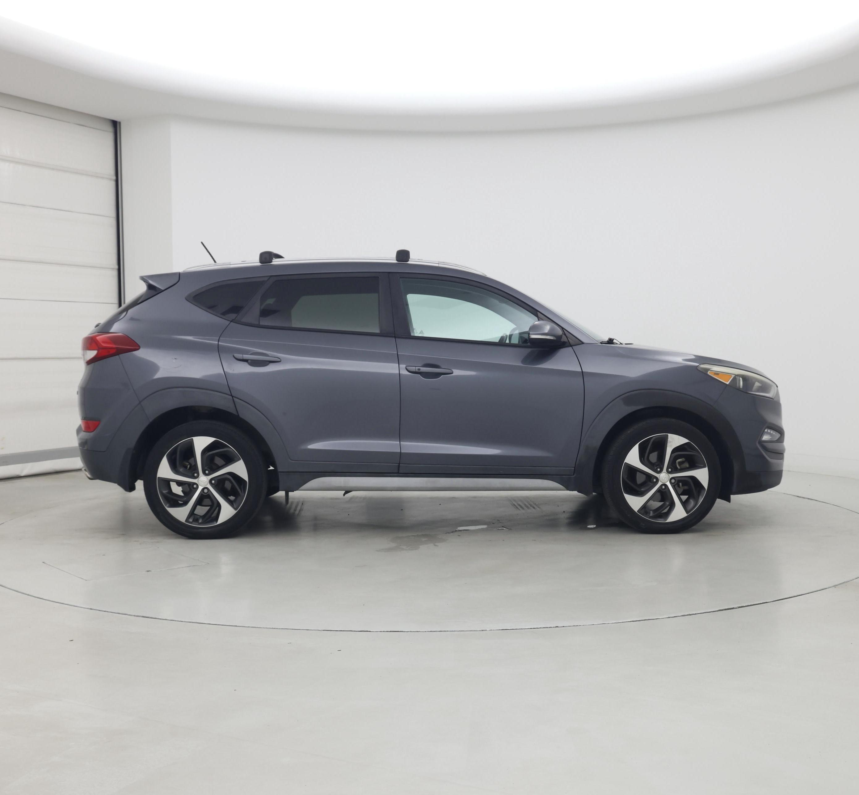 Thumbnail: 2017 Hyundai Tucson - 7