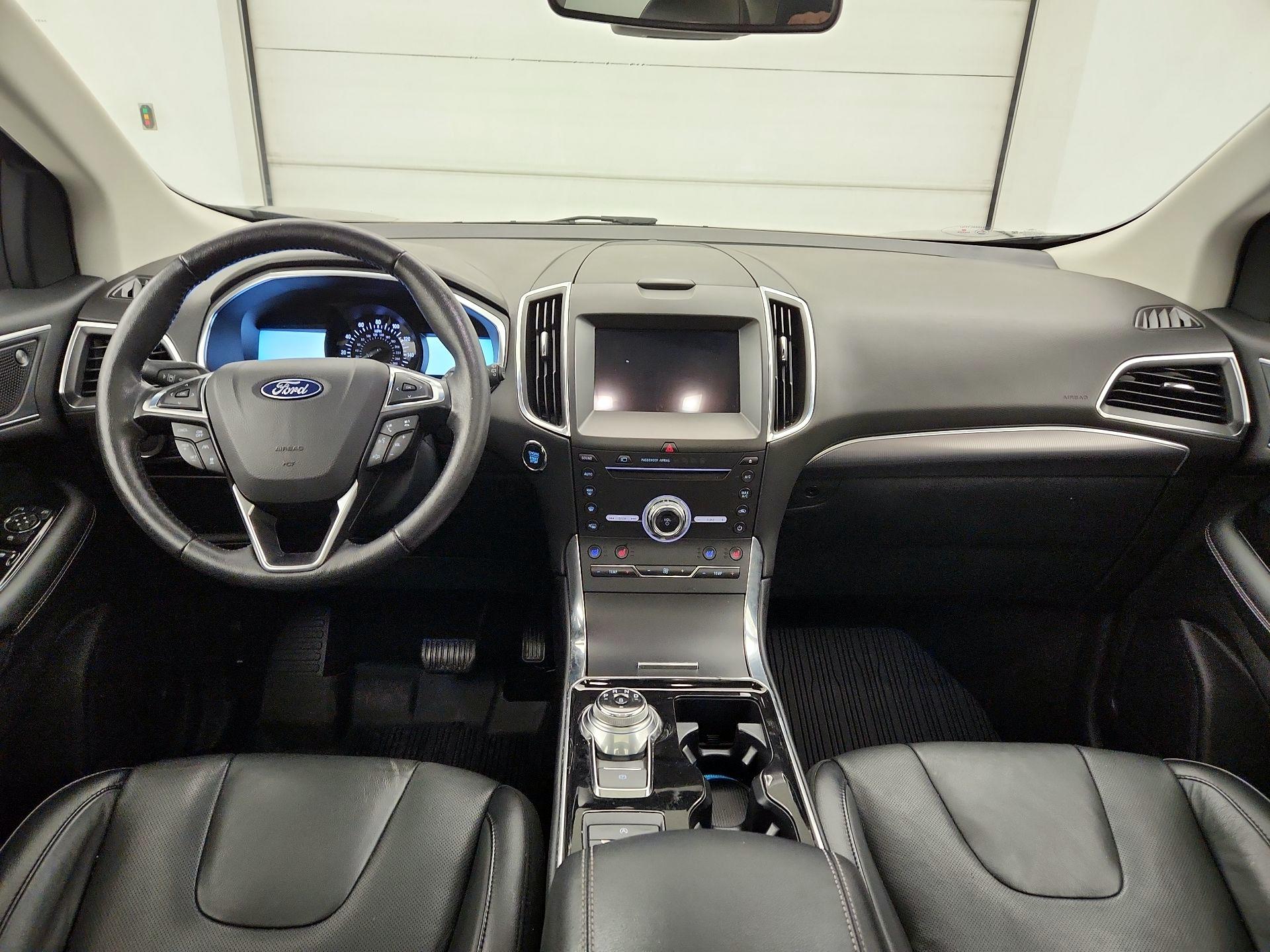 Thumbnail: 2019 Ford Edge - 9