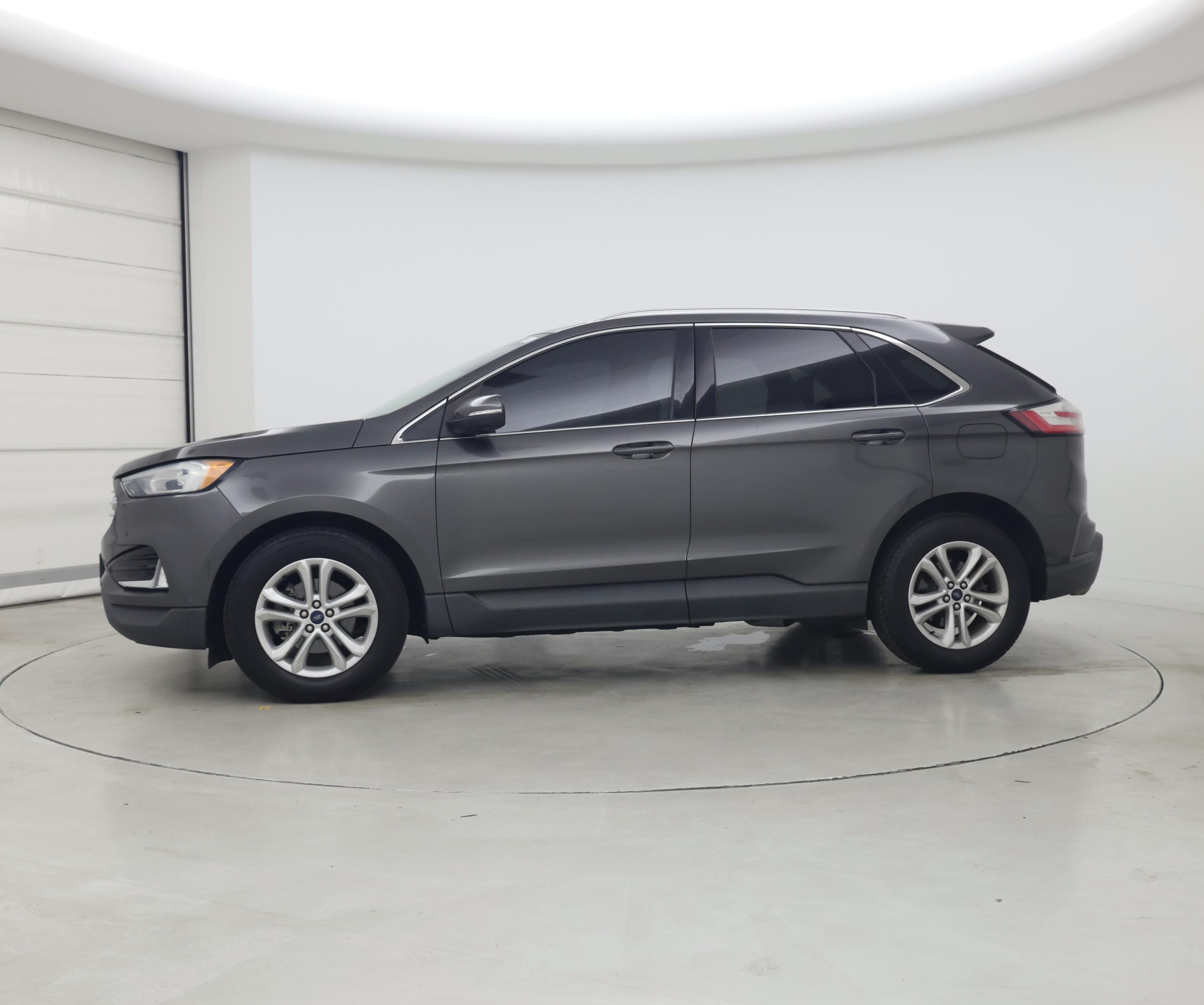 Thumbnail: 2019 Ford Edge - 3