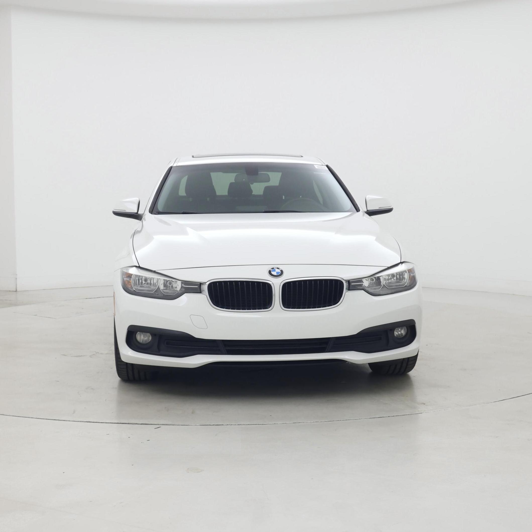 Thumbnail: 2016 BMW 3 Series - 5
