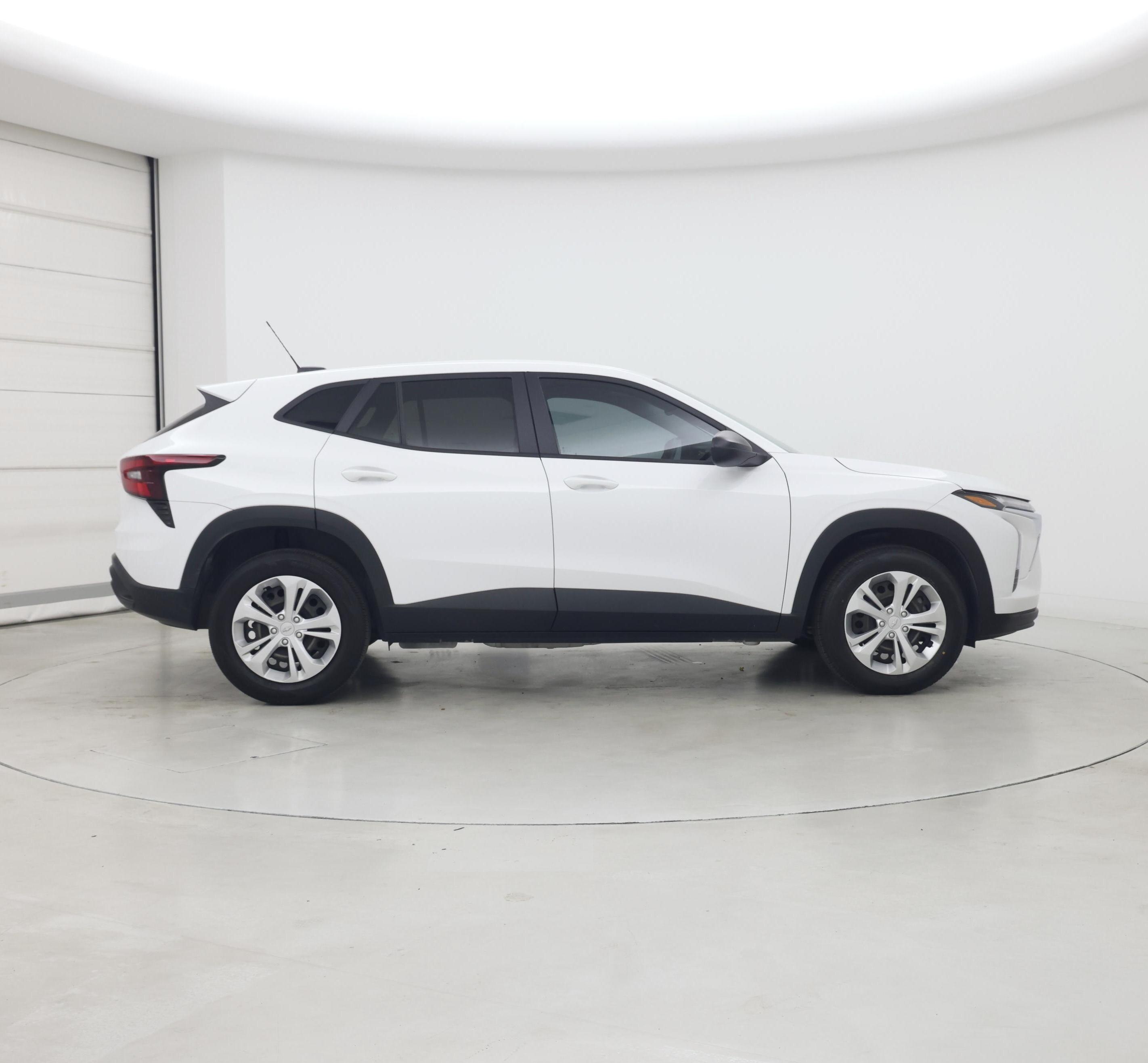 Thumbnail: 2024 Chevrolet Trax - 7