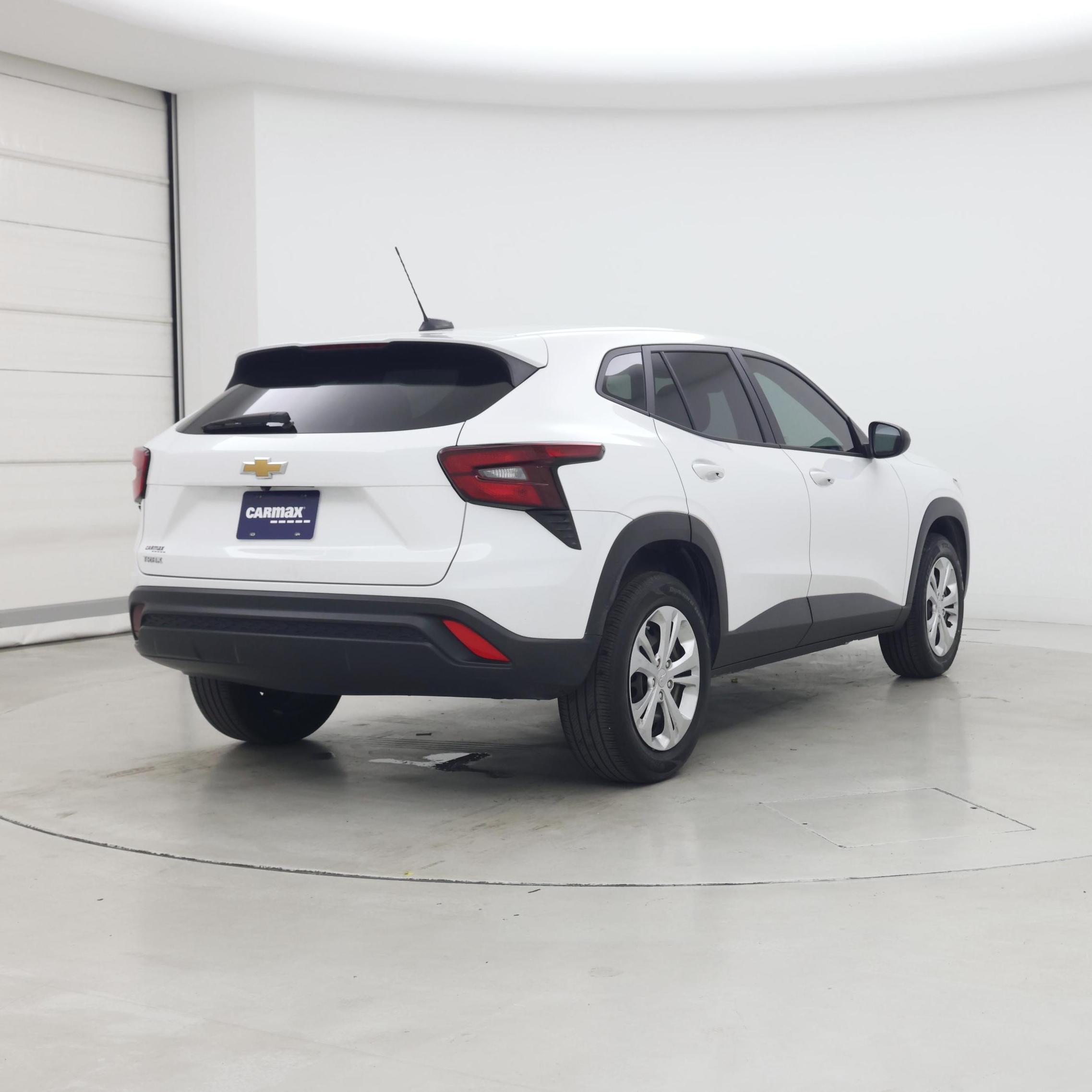 Thumbnail: 2024 Chevrolet Trax - 8