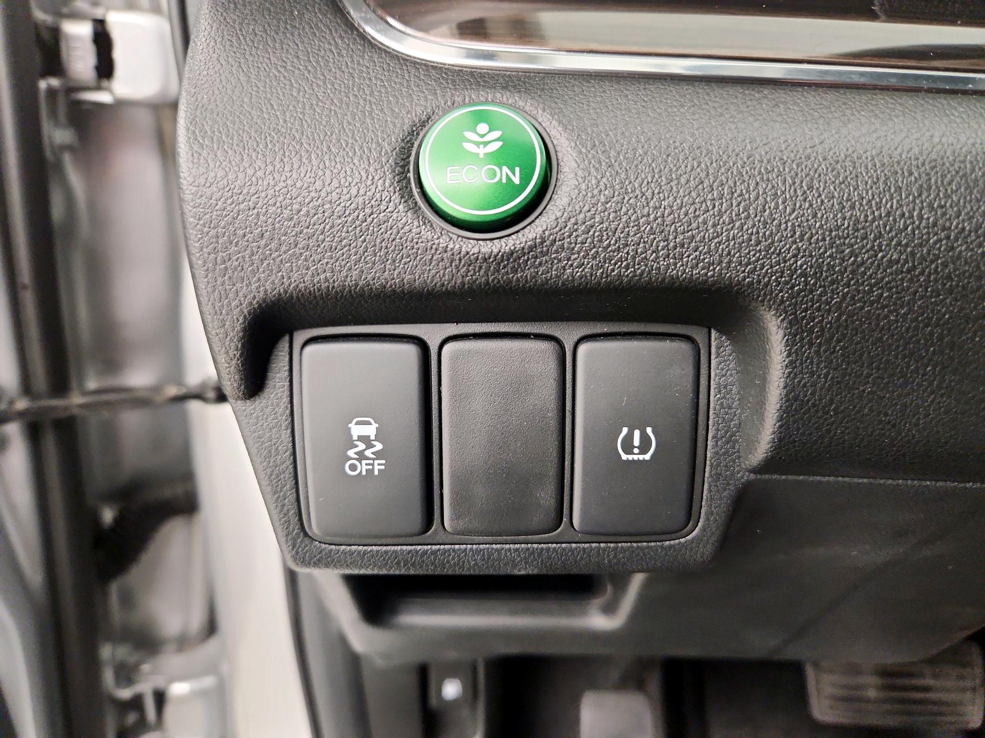 Thumbnail: 2016 Honda CR-V - 13