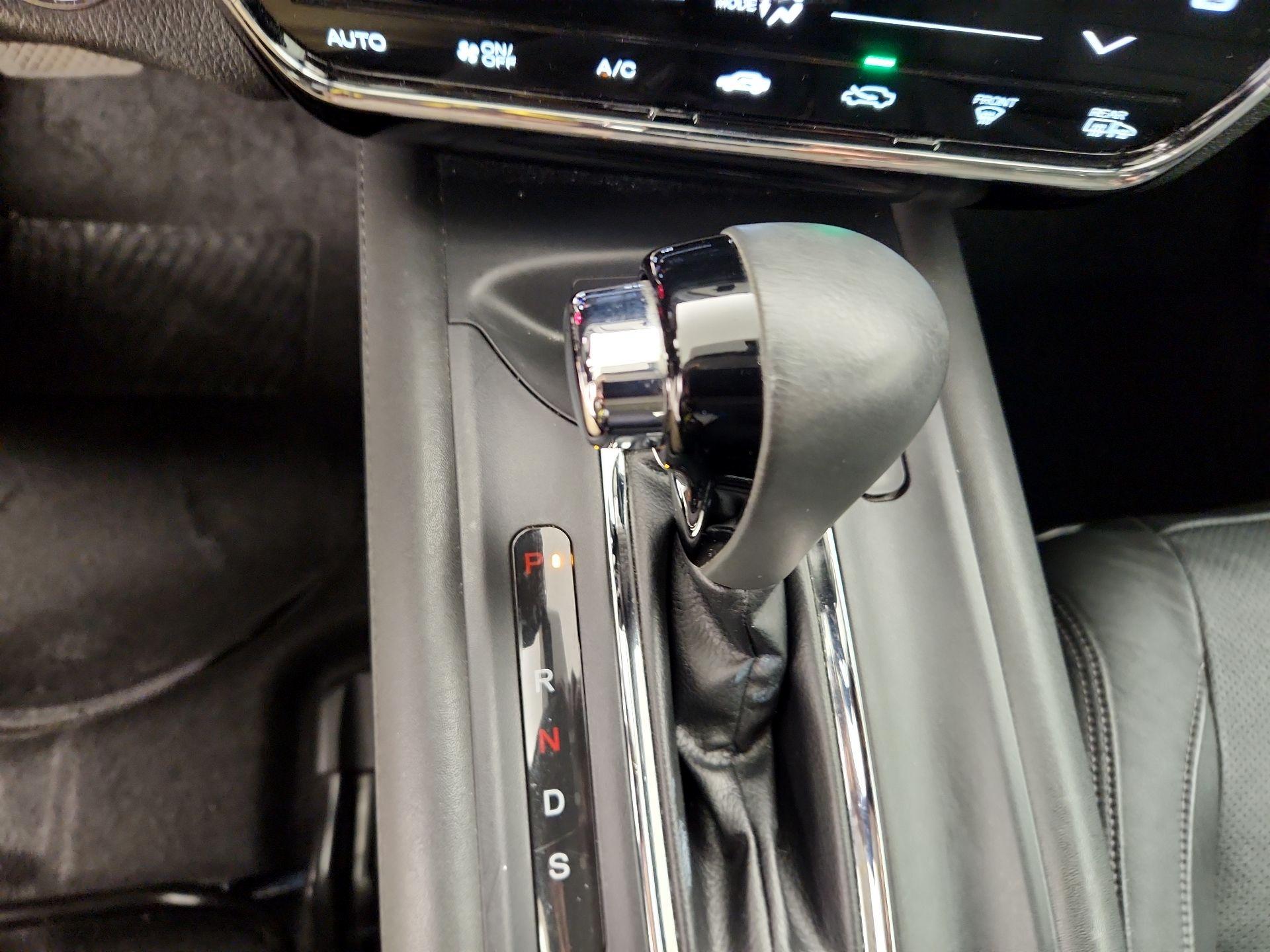 Thumbnail: 2019 Honda HR-V - 17