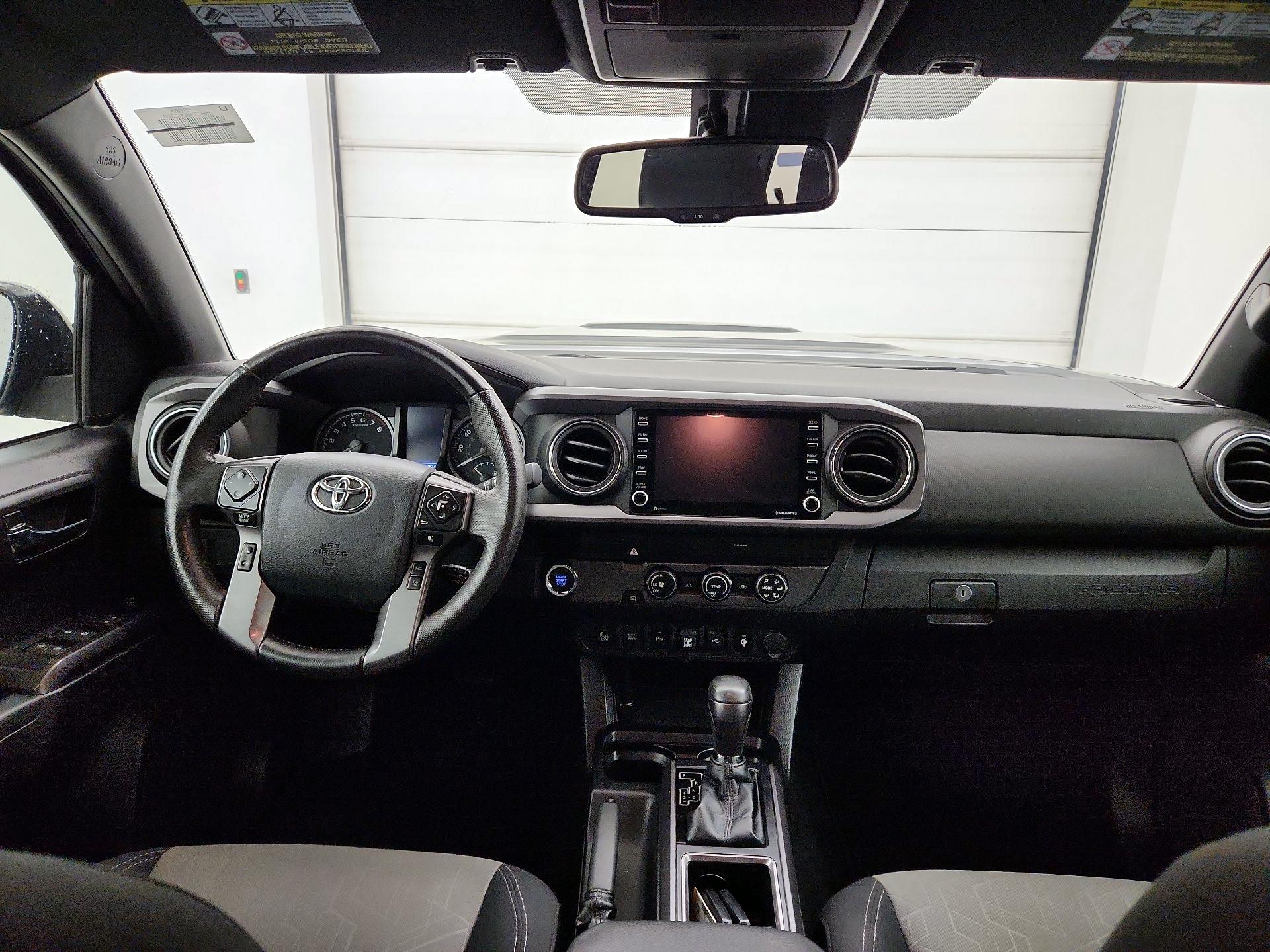 Thumbnail: 2020 Toyota Tacoma - 9
