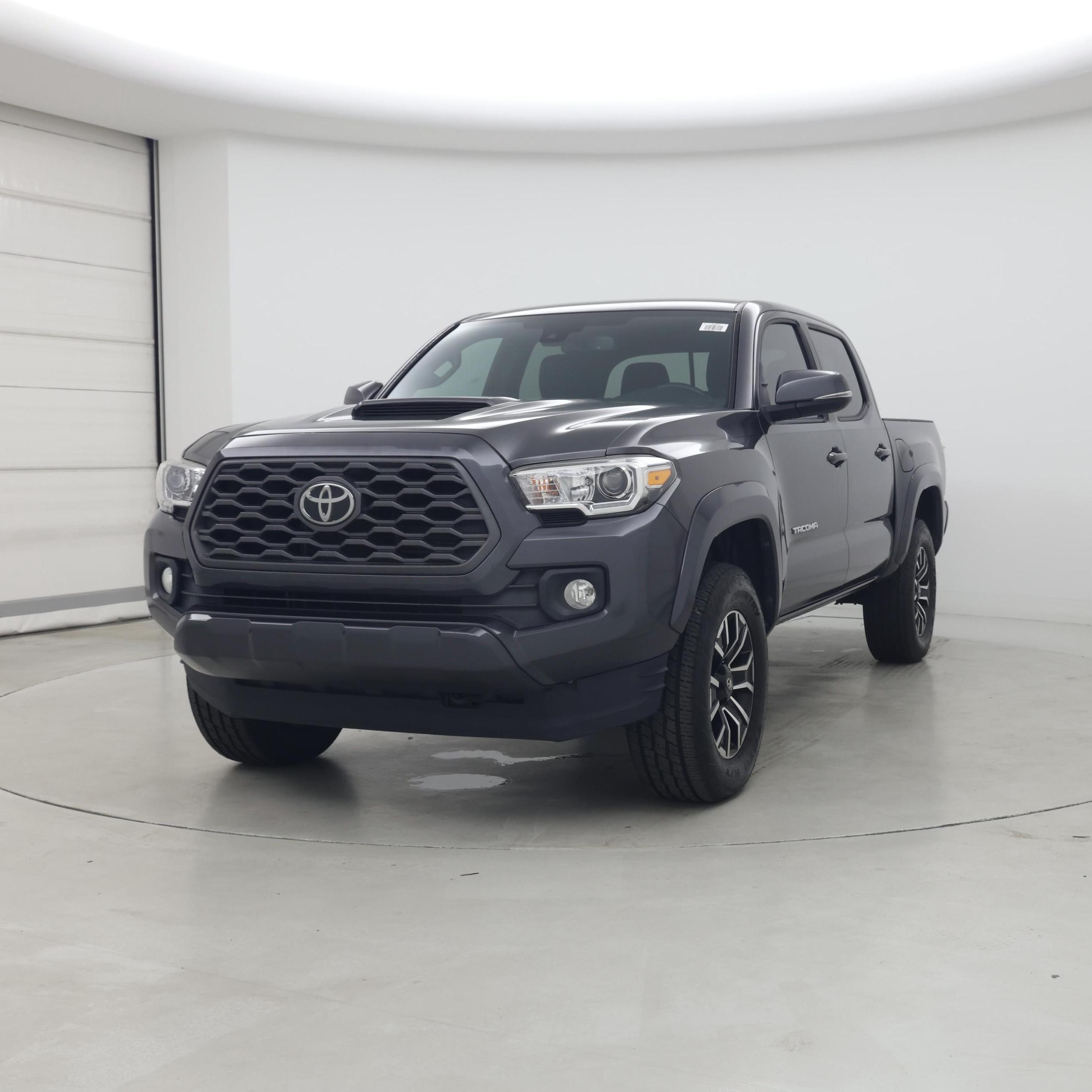 Thumbnail: 2020 Toyota Tacoma - 4