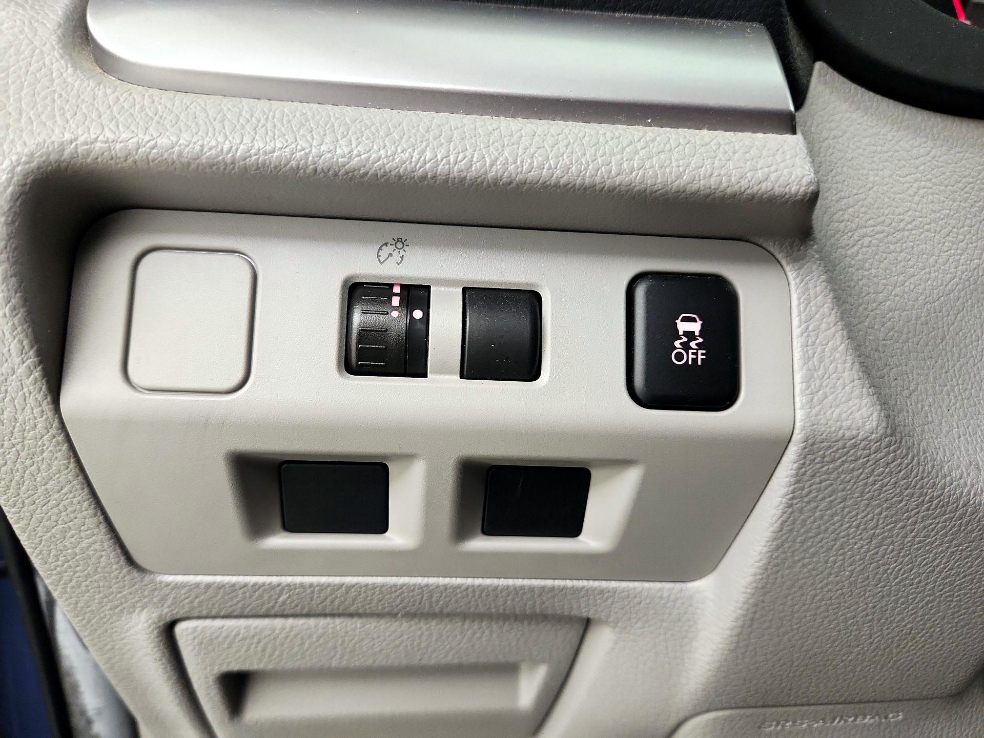 Thumbnail: 2014 Subaru Forester - 13