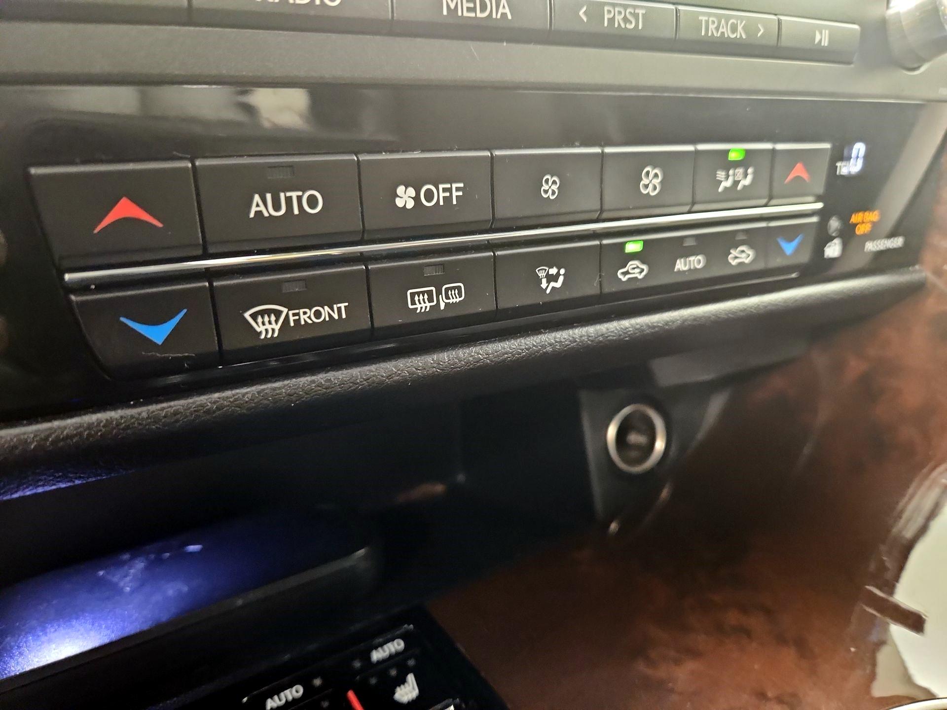 Thumbnail: 2016 Lexus RX - 15