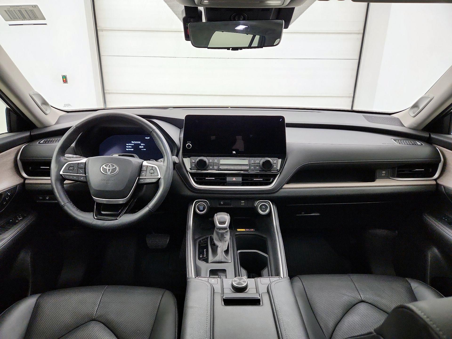 Thumbnail: 2024 Toyota Grand Highlander - 9