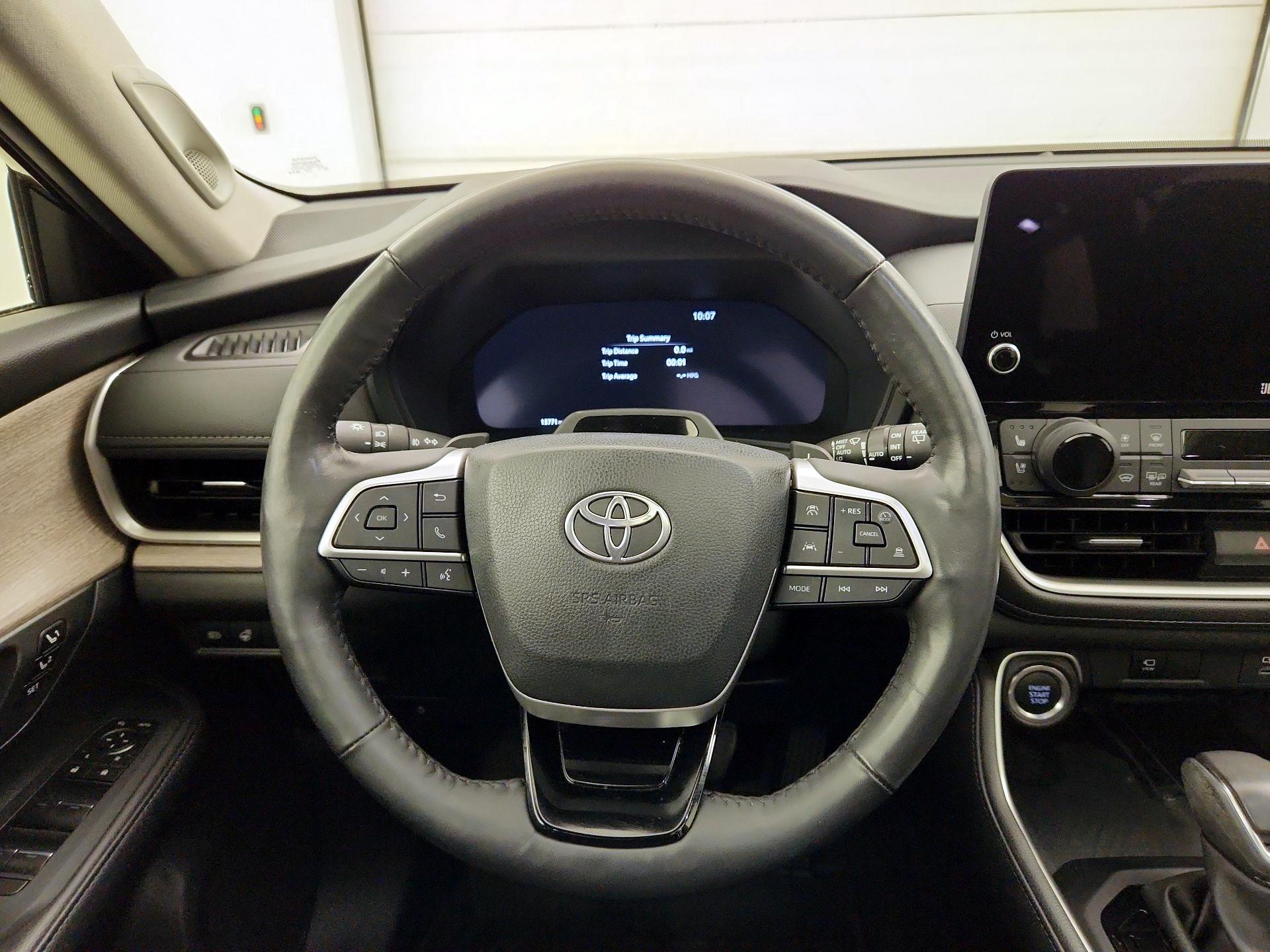 Thumbnail: 2024 Toyota Grand Highlander - 10