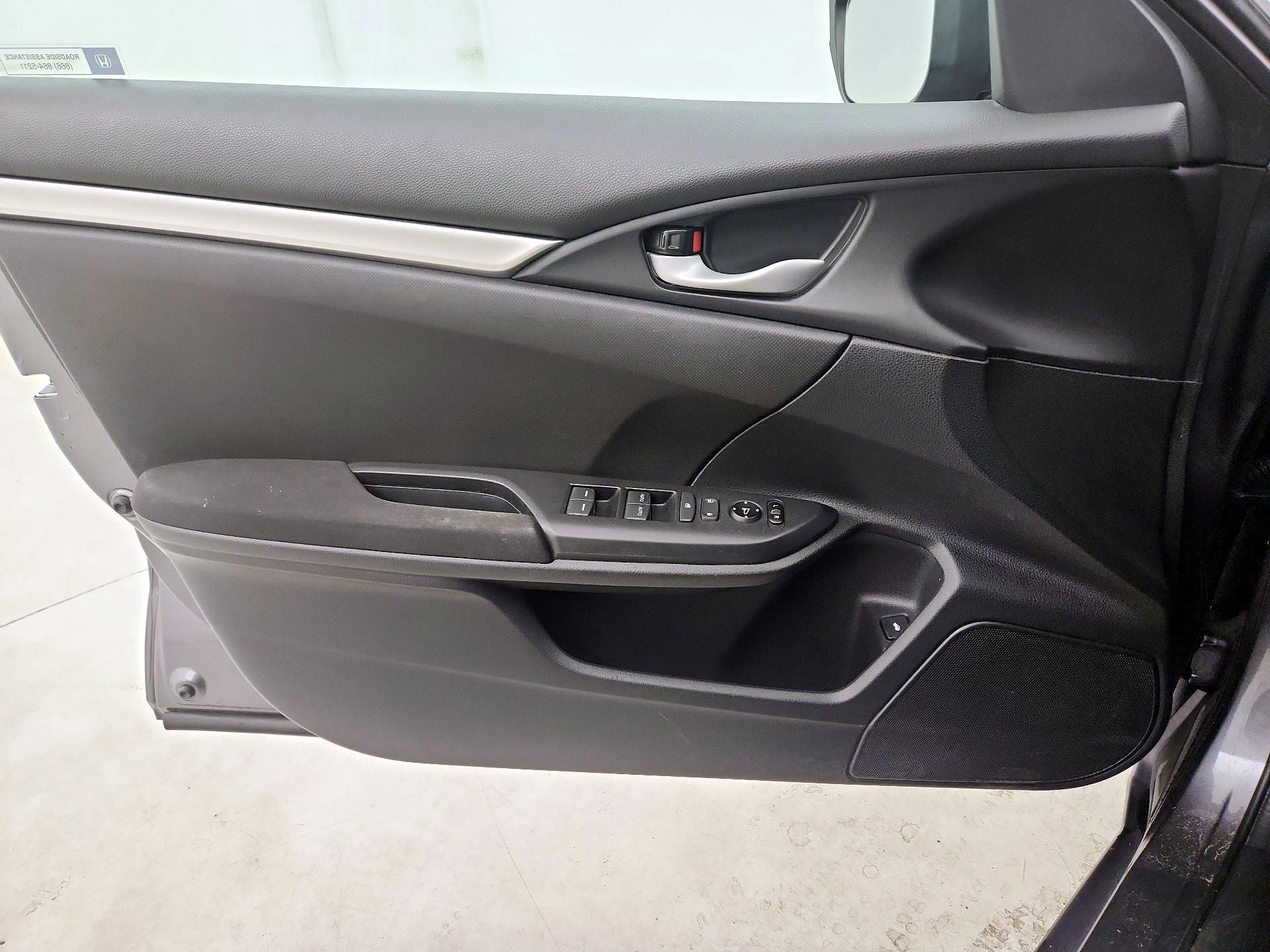 Thumbnail: 2018 Honda Civic - 12