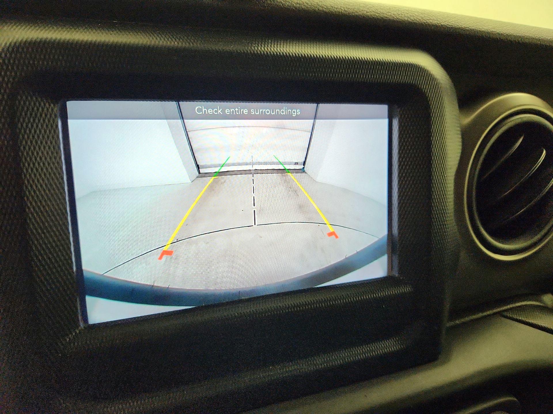 Thumbnail: 2020 Jeep Wrangler - 14