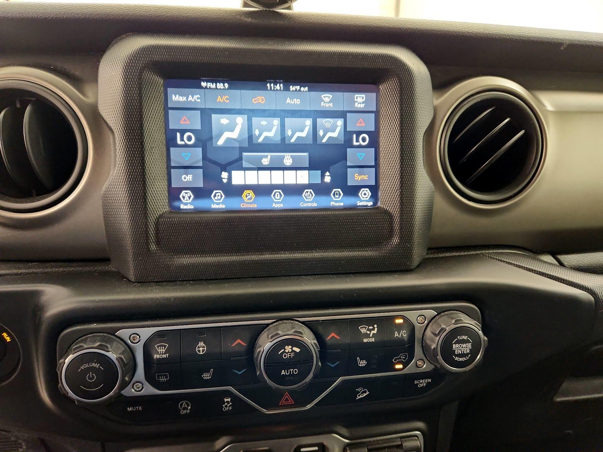 Thumbnail: 2020 Jeep Wrangler - 16