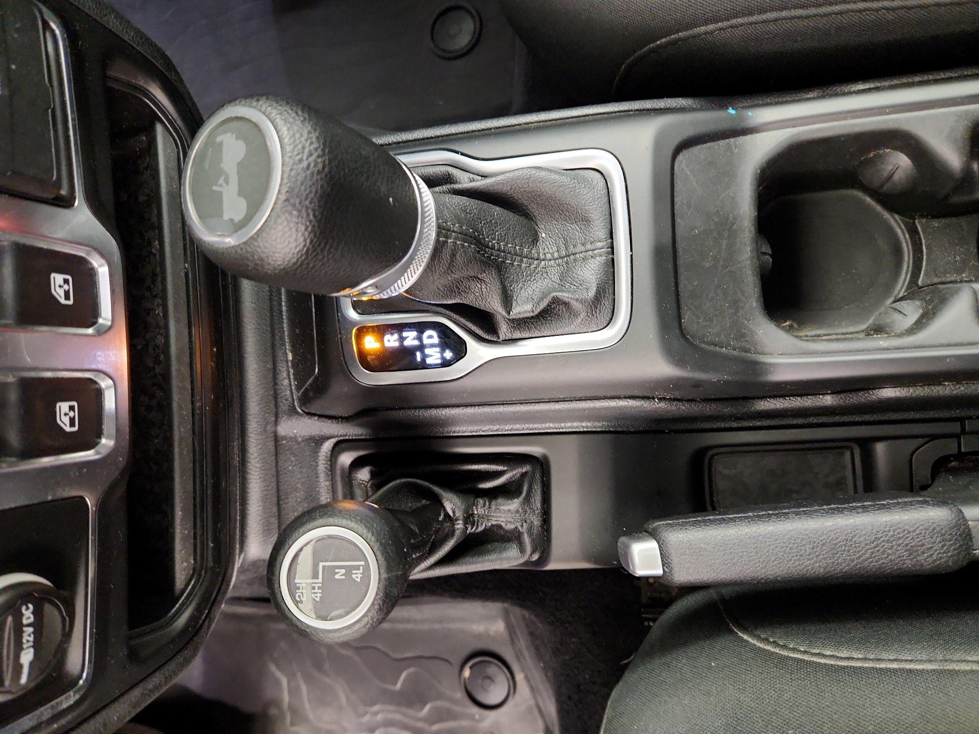 Thumbnail: 2020 Jeep Wrangler - 17