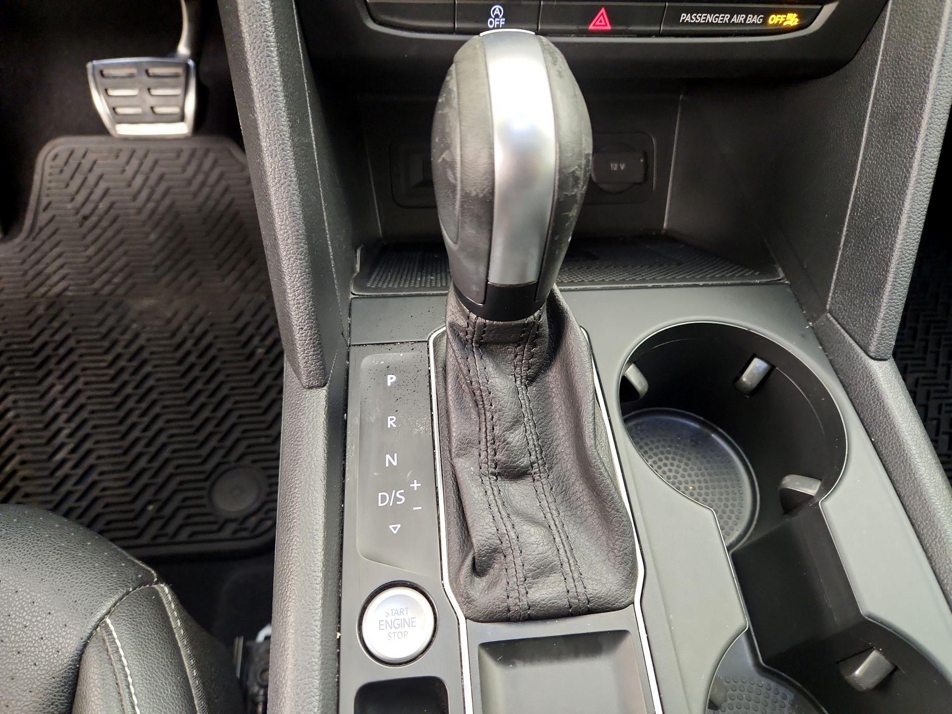 Thumbnail: 2021 Volkswagen Atlas - 17