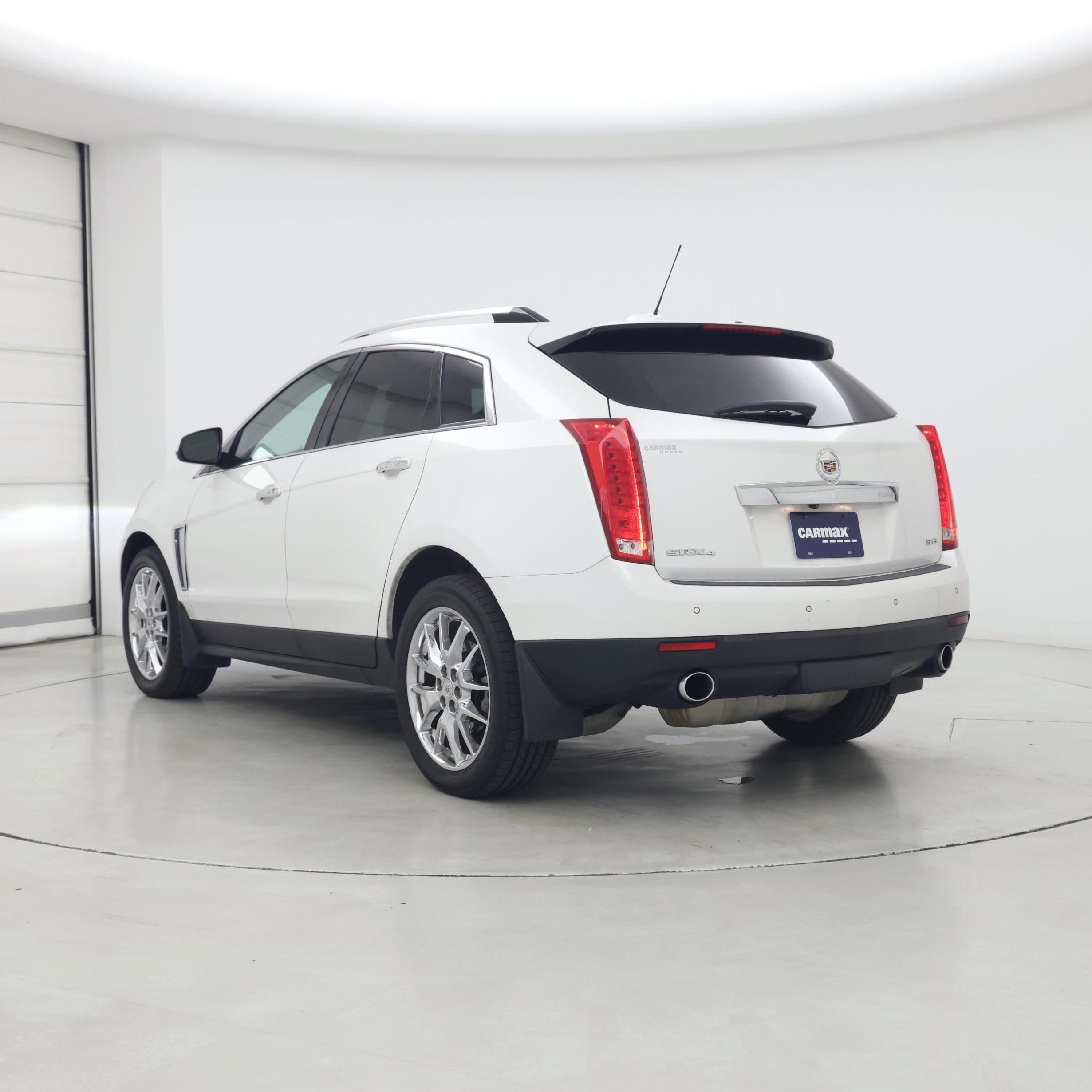Thumbnail: 2015 Cadillac SRX - 2