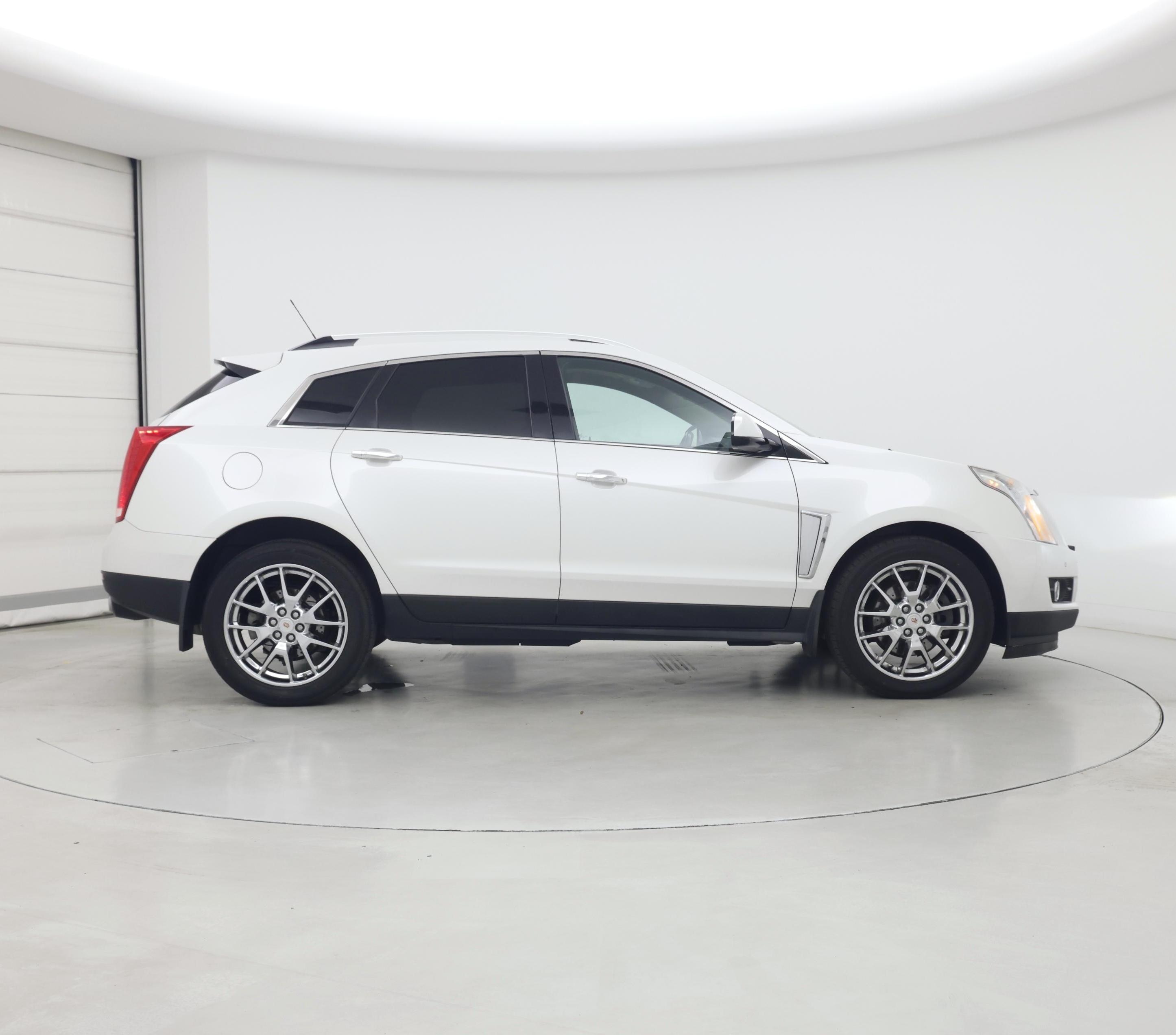 Thumbnail: 2015 Cadillac SRX - 7