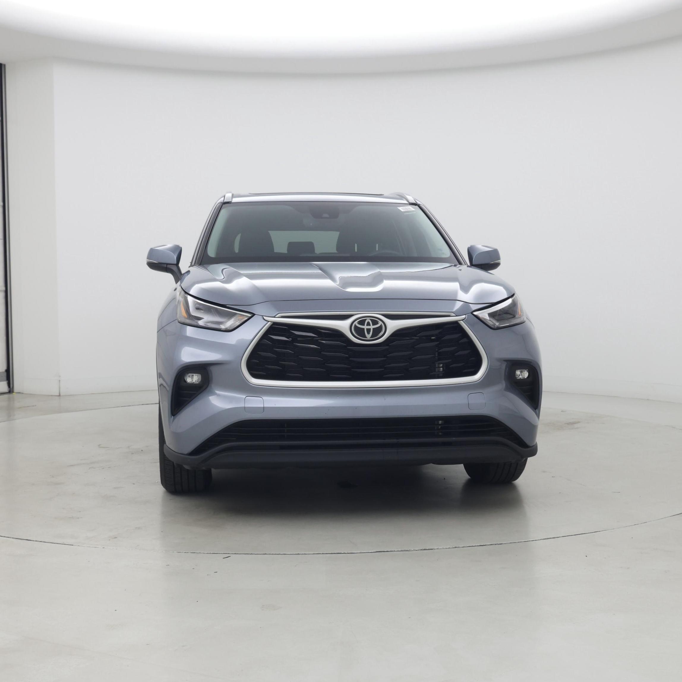 Thumbnail: 2022 Toyota Highlander - 5