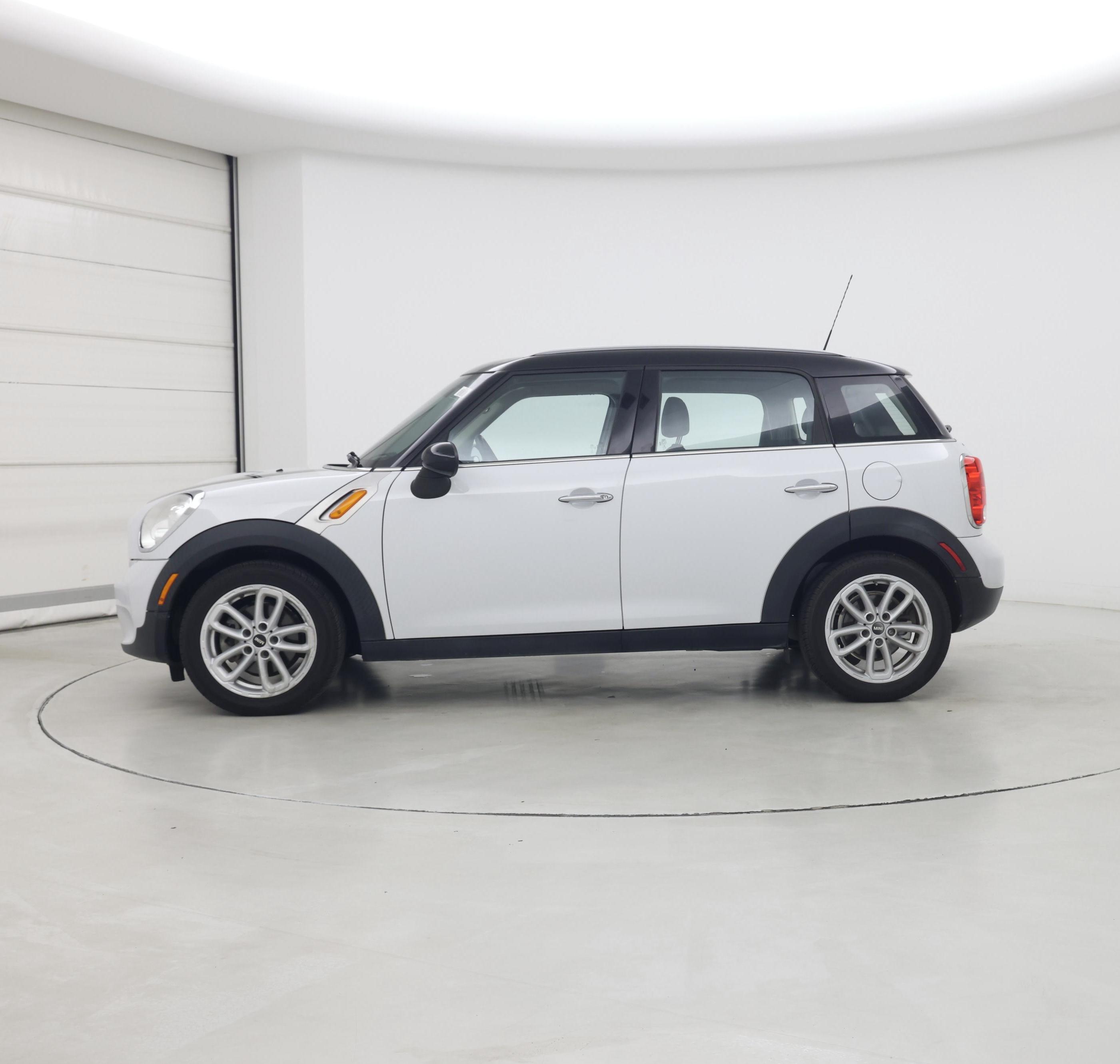 Thumbnail: 2016 MINI Cooper Countryman - 3