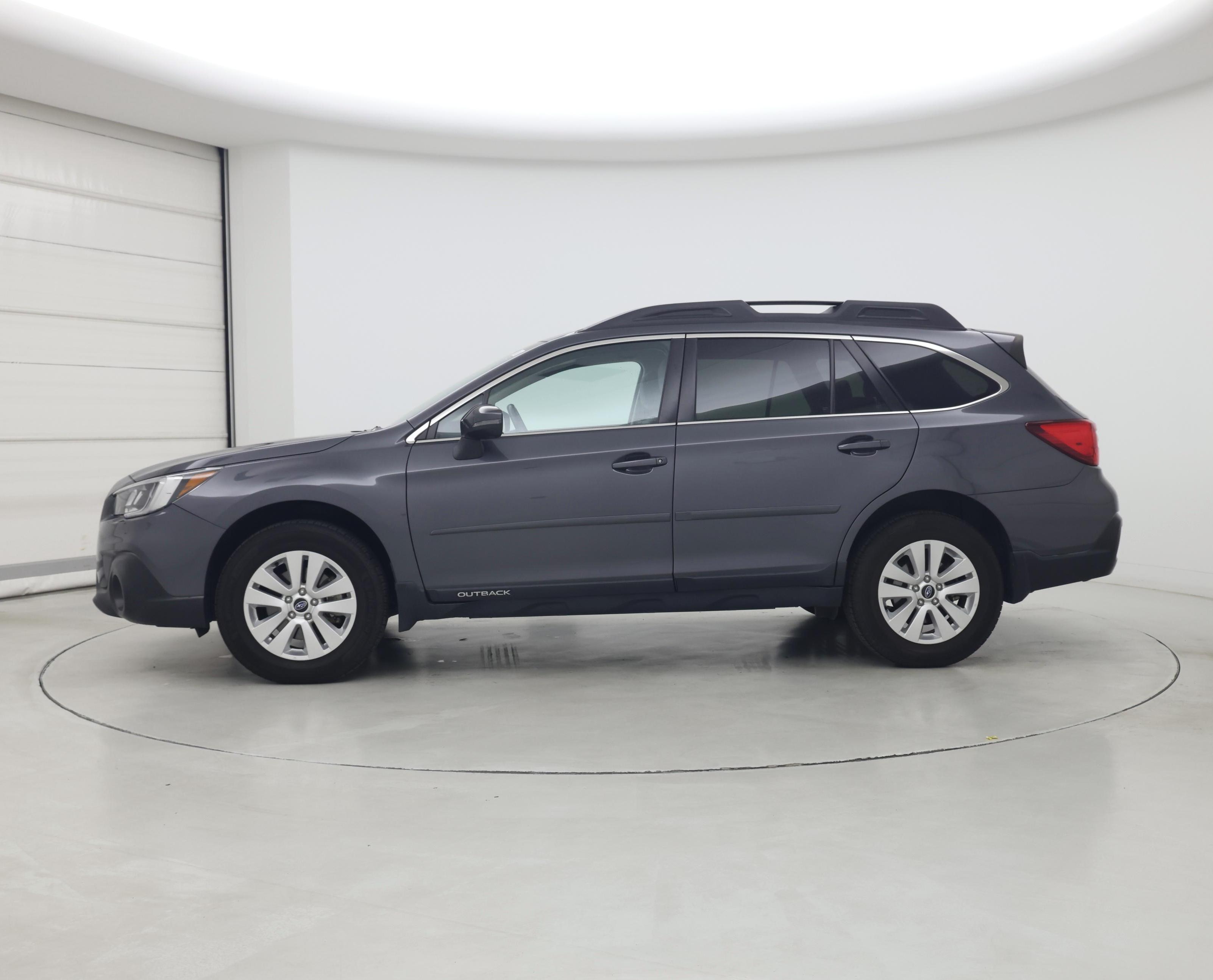 Thumbnail: 2018 Subaru Outback - 3