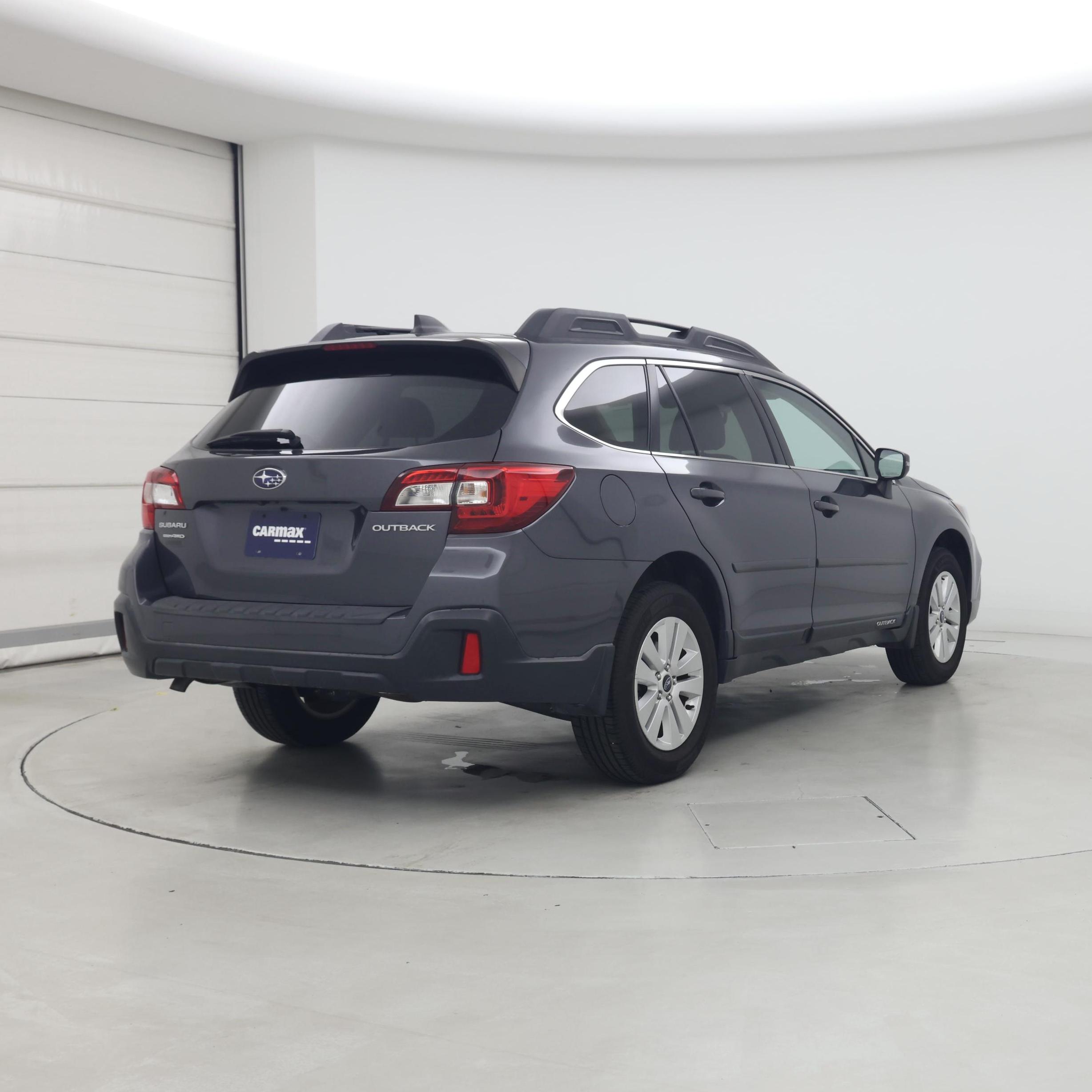 Thumbnail: 2018 Subaru Outback - 8
